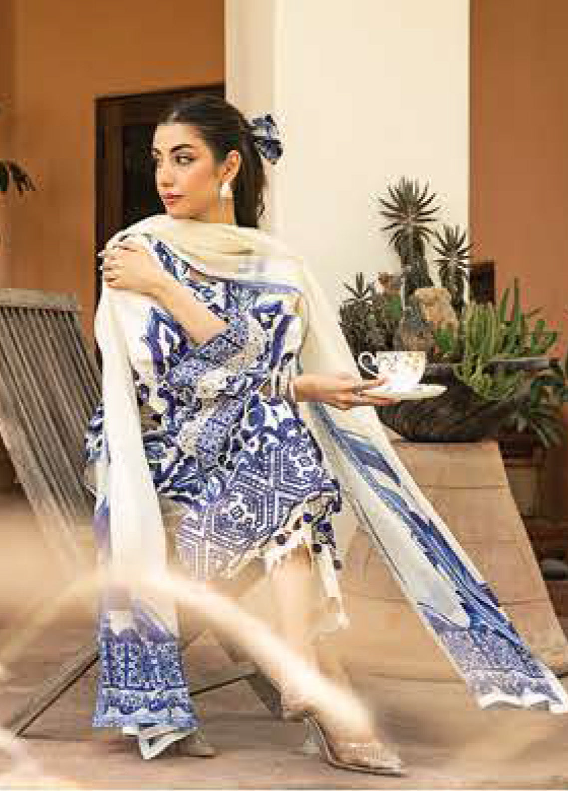 M Basics Eid Edit-II By Maria B Embroidered Lawn 3 Piece Unstitched Suit MB25EE-II D-4A M Basics Eid Edit-II By Maria B Embroidered Lawn 3 Piece Unstitched Suit MB25EE-II D-4A