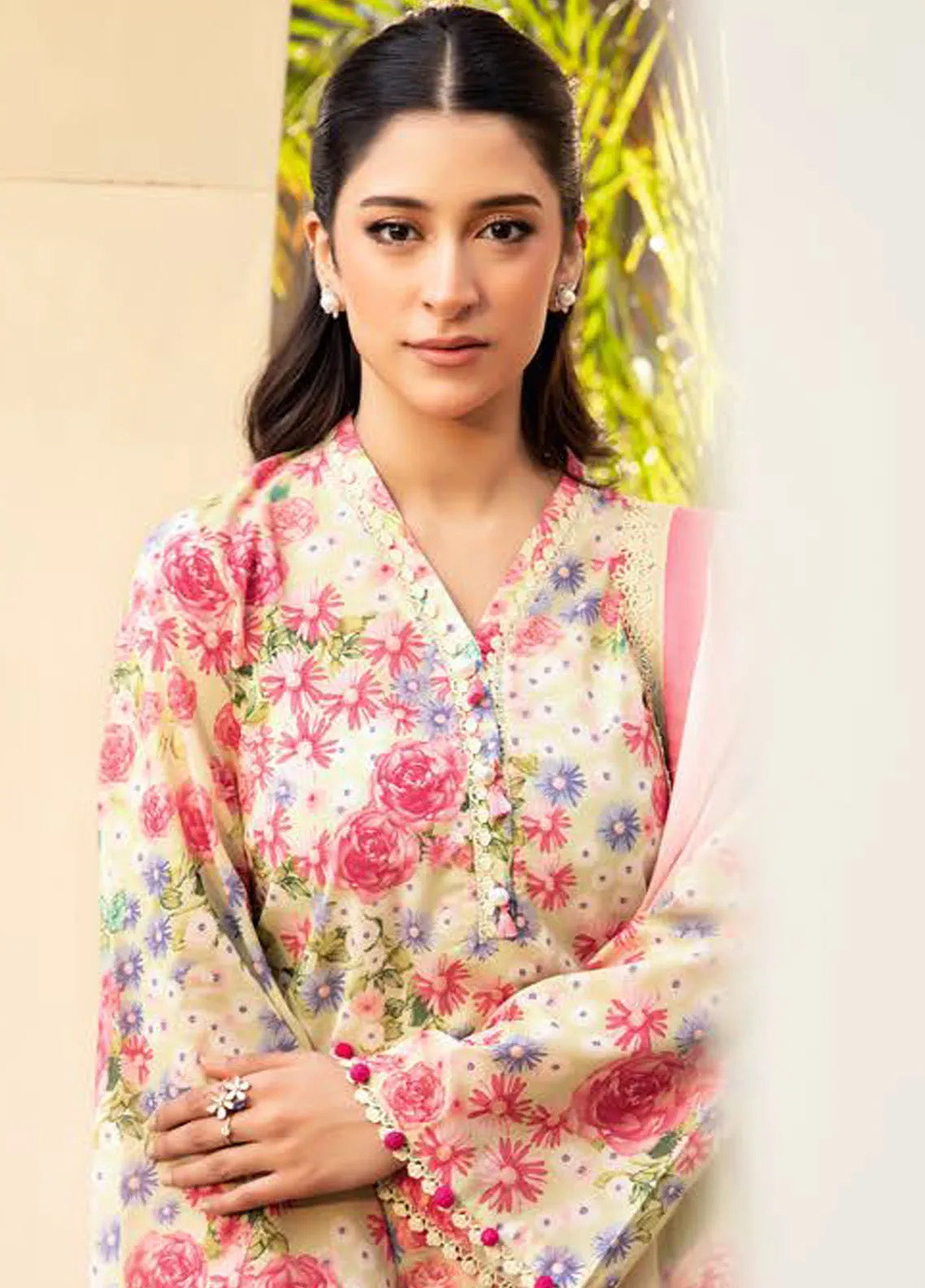 M Basics Elaheh By Maria B Printed Lawn 3 Piece Unstitched Suit MB25EMV1 D-11 M Basics Elaheh By Maria B Printed Lawn 3 Piece Unstitched Suit MB25EMV1 D-11