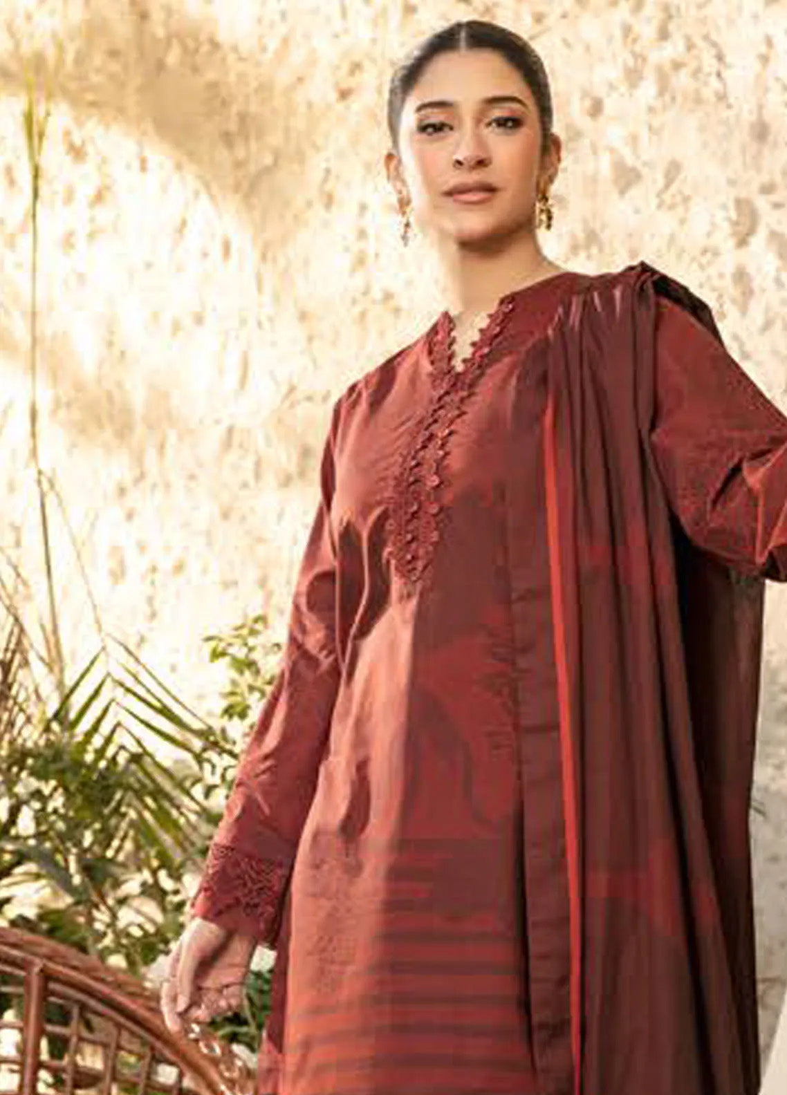 M Basics Elaheh By Maria B Printed Lawn 3 Piece Unstitched Suit MB25EMV1 D-12 M Basics Elaheh By Maria B Printed Lawn 3 Piece Unstitched Suit MB25EMV1 D-12