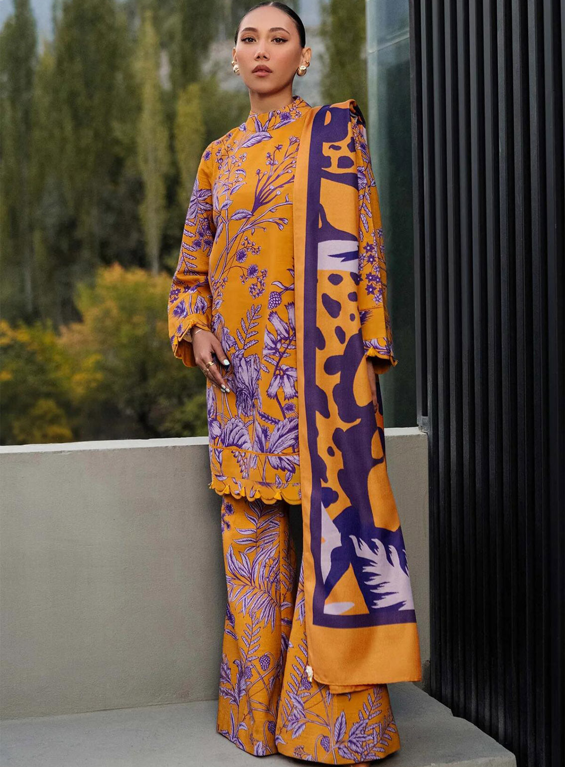 M Basics Mirage By Maria B Printed Khaddar 3 Piece Unstitched Suit MB24MBM D-01A M Basics Mirage By Maria B Printed Khaddar 3 Piece Unstitched Suit MB24MBM D-01A