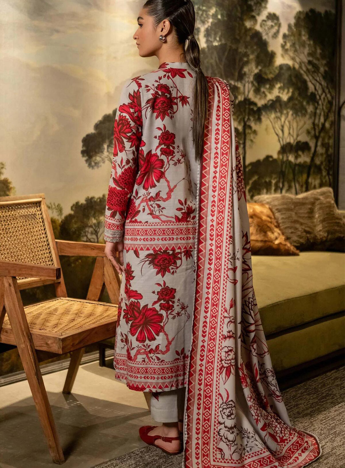 M Basics Mirage By Maria B Printed Khaddar 3 Piece Unstitched Suit MB24MBM D-03A M Basics Mirage By Maria B Printed Khaddar 3 Piece Unstitched Suit MB24MBM D-03A