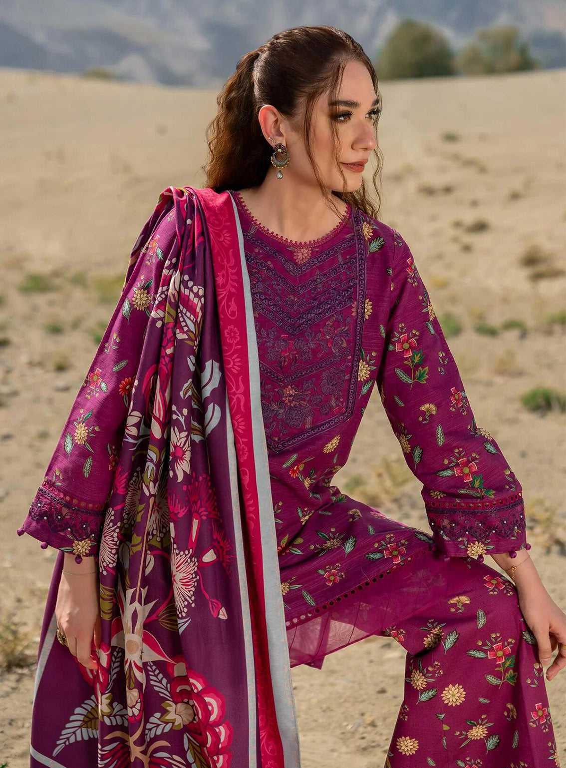 M Basics Mirage By Maria B Printed Khaddar 3 Piece Unstitched Suit MB24MBM D-05A M Basics Mirage By Maria B Printed Khaddar 3 Piece Unstitched Suit MB24MBM D-05A