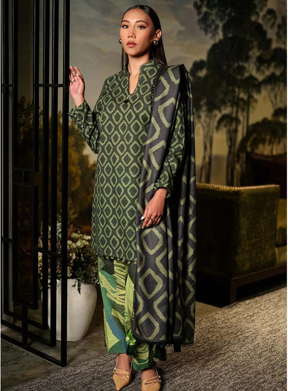 M Basics Mirage By Maria B Printed Khaddar 3 Piece Unstitched Suit MB24MBM D-06A M Basics Mirage By Maria B Printed Khaddar 3 Piece Unstitched Suit MB24MBM D-06A