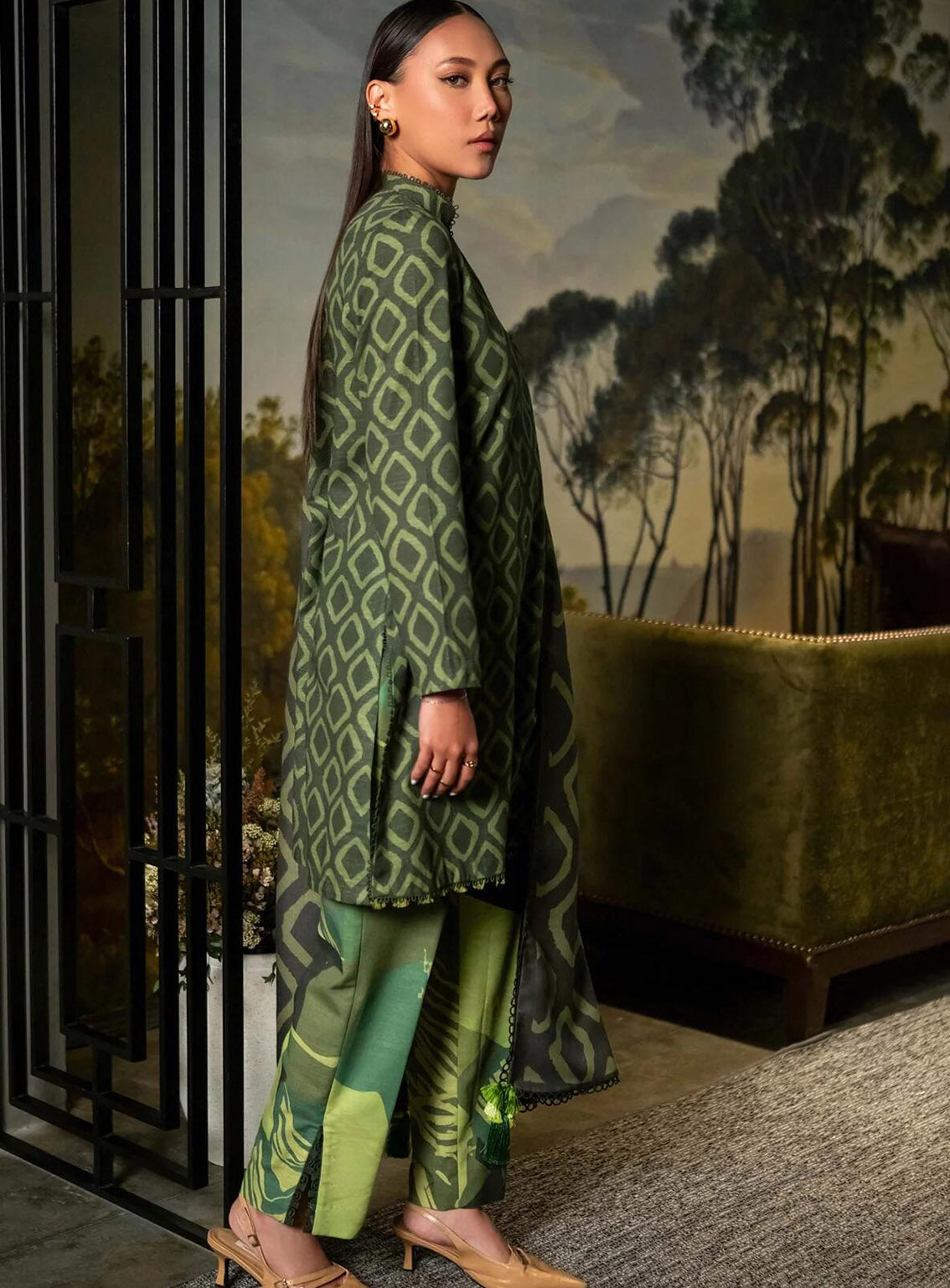 M Basics Mirage By Maria B Printed Khaddar 3 Piece Unstitched Suit MB24MBM D-06A M Basics Mirage By Maria B Printed Khaddar 3 Piece Unstitched Suit MB24MBM D-06A