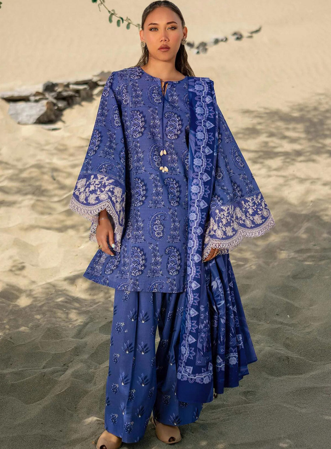 M Basics Mirage By Maria B Printed Khaddar 3 Piece Unstitched Suit MB24MBM D-08A M Basics Mirage By Maria B Printed Khaddar 3 Piece Unstitched Suit MB24MBM D-08A