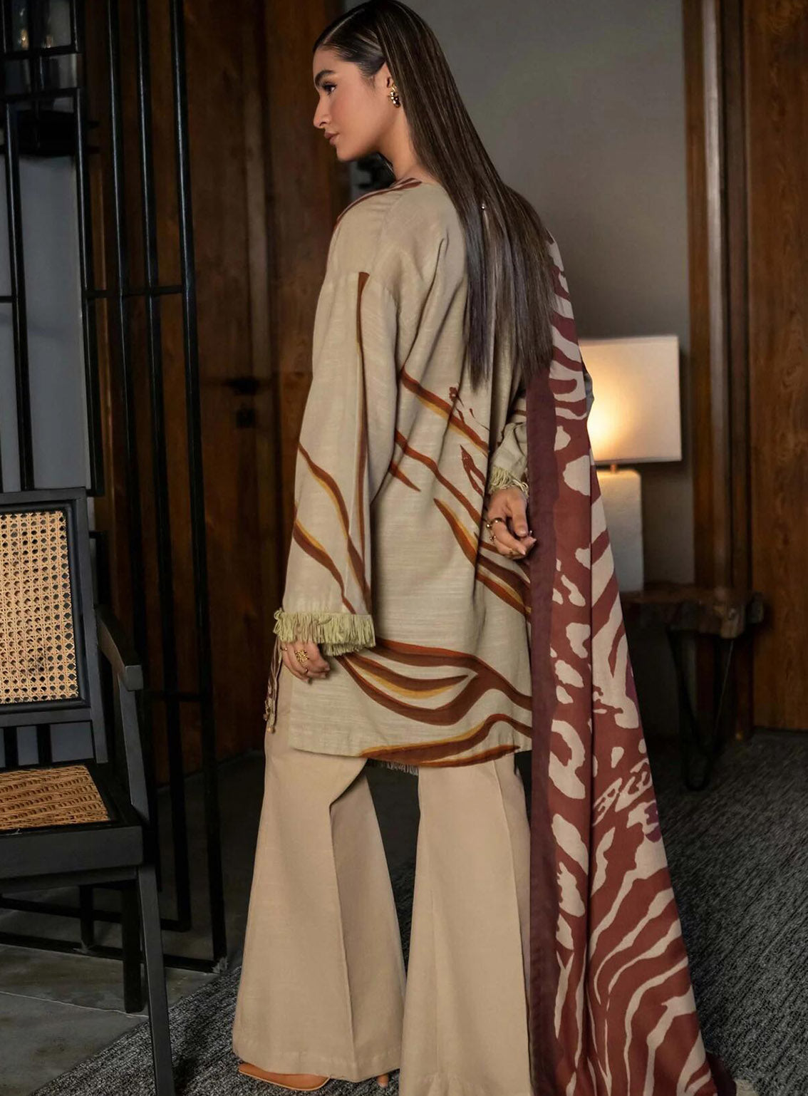 M Basics Mirage By Maria B Printed Khaddar 3 Piece Unstitched Suit MB24MBM D-10A M Basics Mirage By Maria B Printed Khaddar 3 Piece Unstitched Suit MB24MBM D-10A