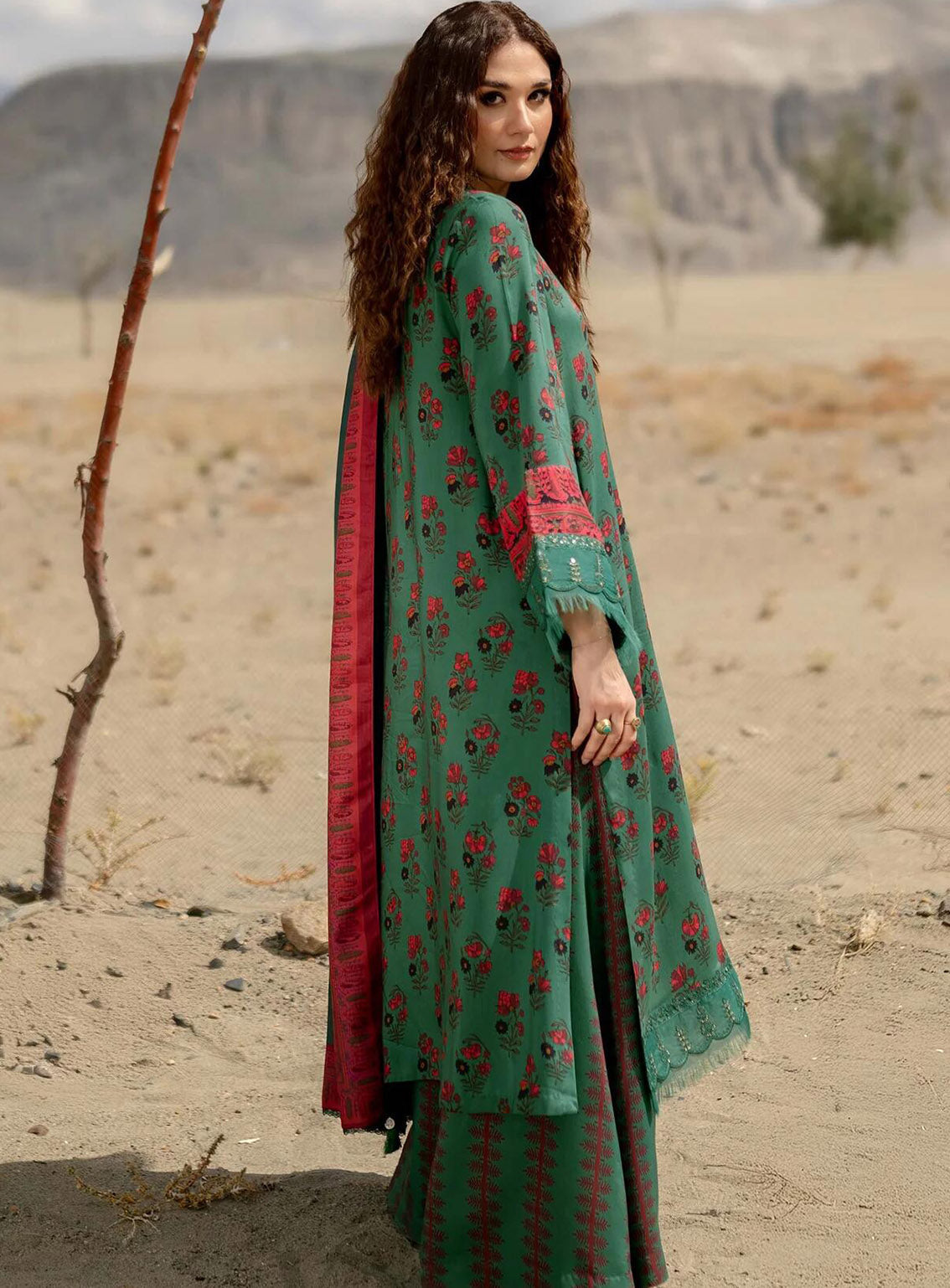 M Basics Mirage By Maria B Printed Linen 3 Piece Unstitched Suit MB24MBM D-02B M Basics Mirage By Maria B Printed Linen 3 Piece Unstitched Suit MB24MBM D-02B