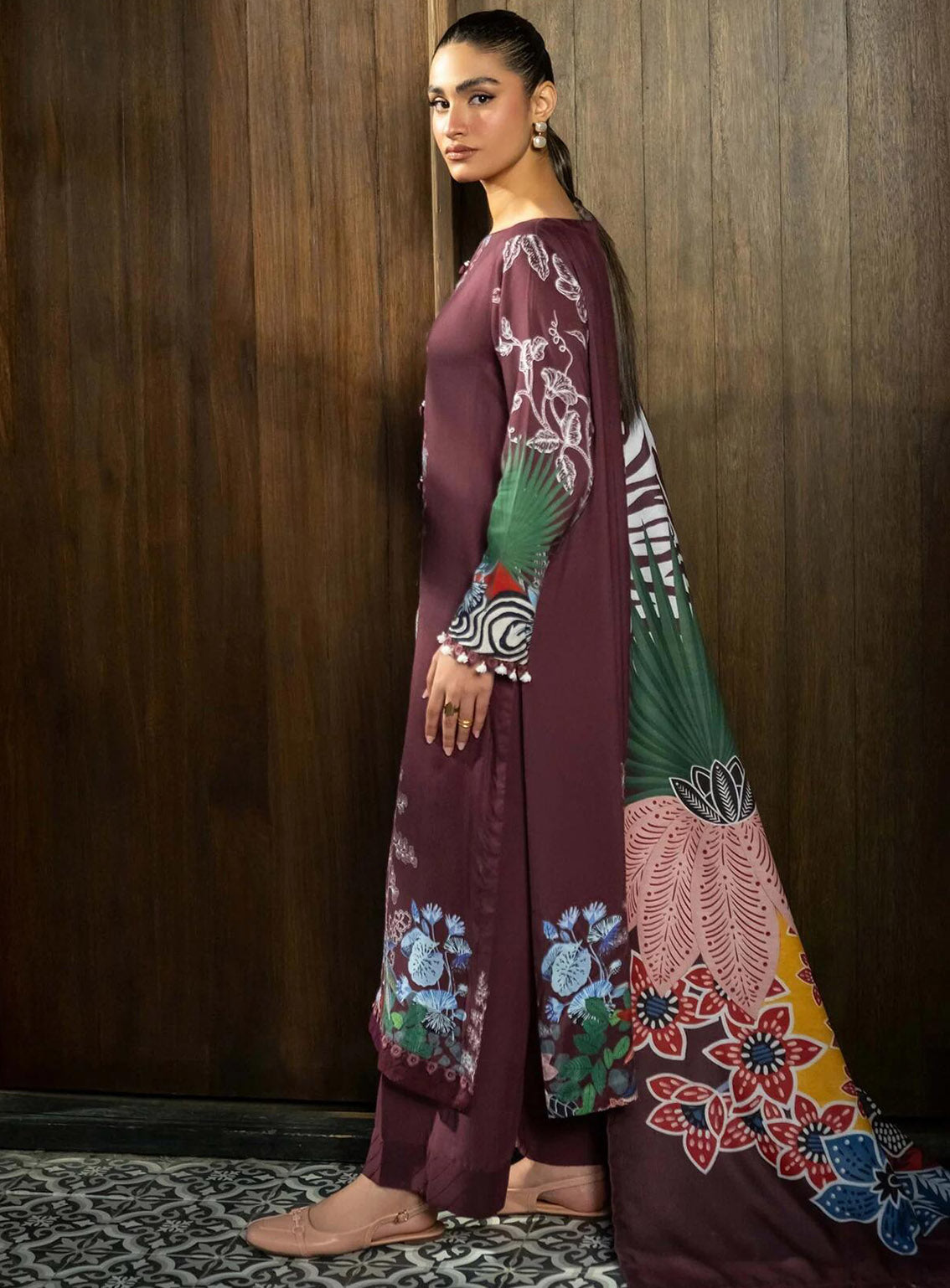 M Basics Mirage By Maria B Printed Linen 3 Piece Unstitched Suit MB24MBM D-12A M Basics Mirage By Maria B Printed Linen 3 Piece Unstitched Suit MB24MBM D-12A