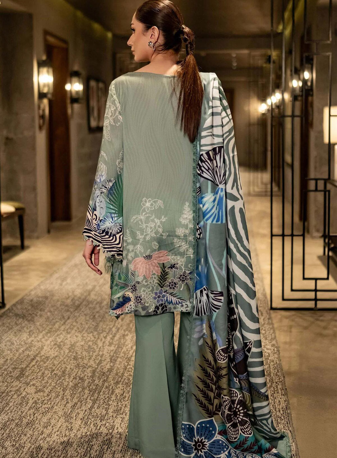 M Basics Mirage By Maria B Printed Linen 3 Piece Unstitched Suit MB24MBM D-12B M Basics Mirage By Maria B Printed Linen 3 Piece Unstitched Suit MB24MBM D-12B