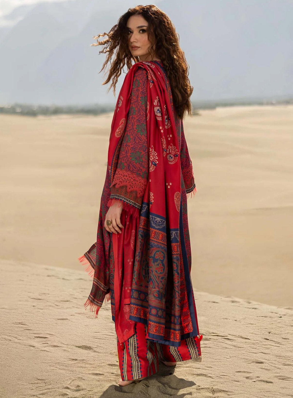 M Basics Mirage By Maria B Printed Marina 3 Piece Unstitched Suit MB24MBM D-11B M Basics Mirage By Maria B Printed Marina 3 Piece Unstitched Suit MB24MBM D-11B