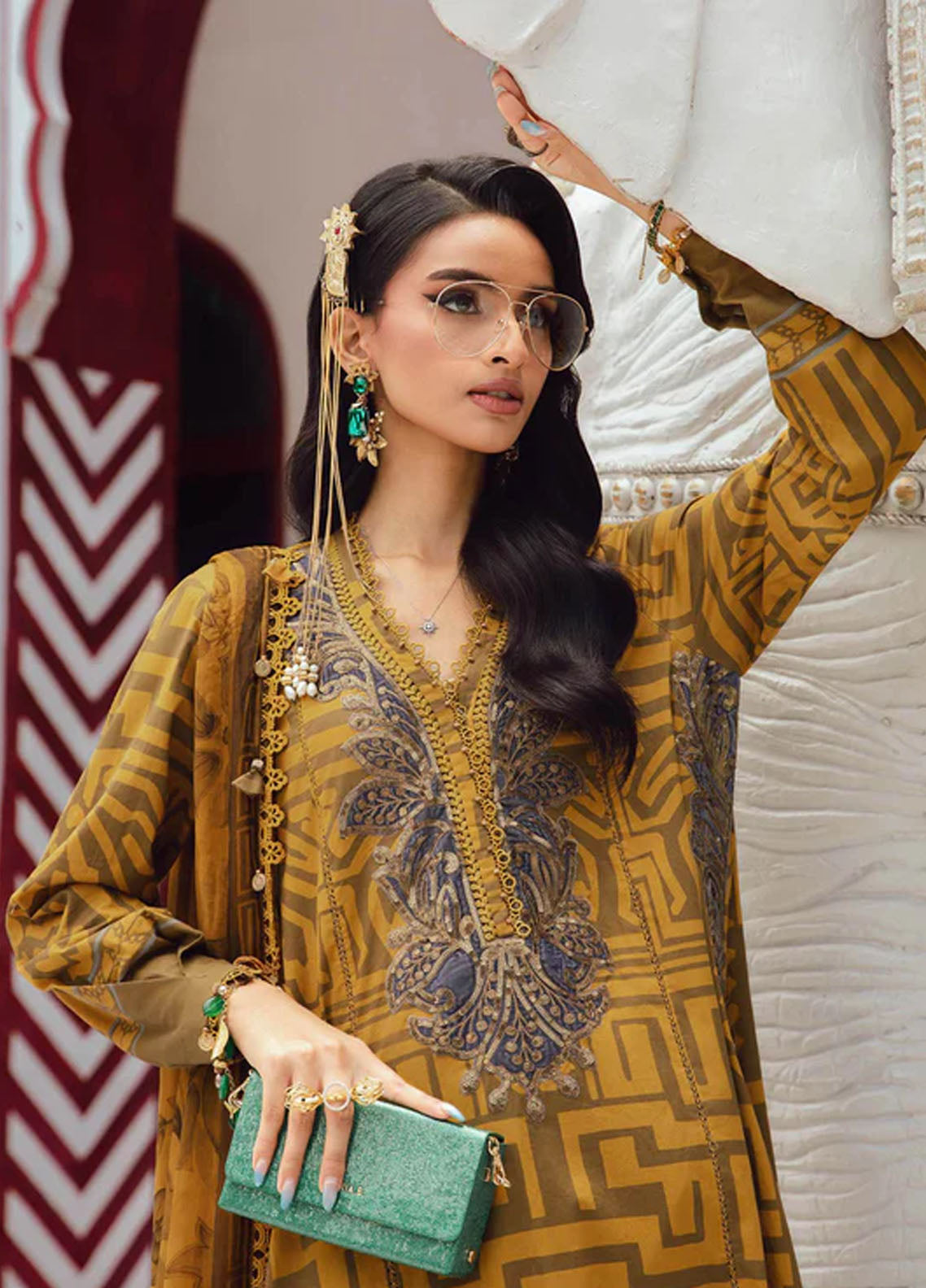 M.Prints By Maria B Embroidered Cambric Suits Unstitched 3 Piece MB25FE MPT-2703-A M.Prints By Maria B Embroidered Cambric Suits Unstitched 3 Piece MB25FE MPT-2703-A