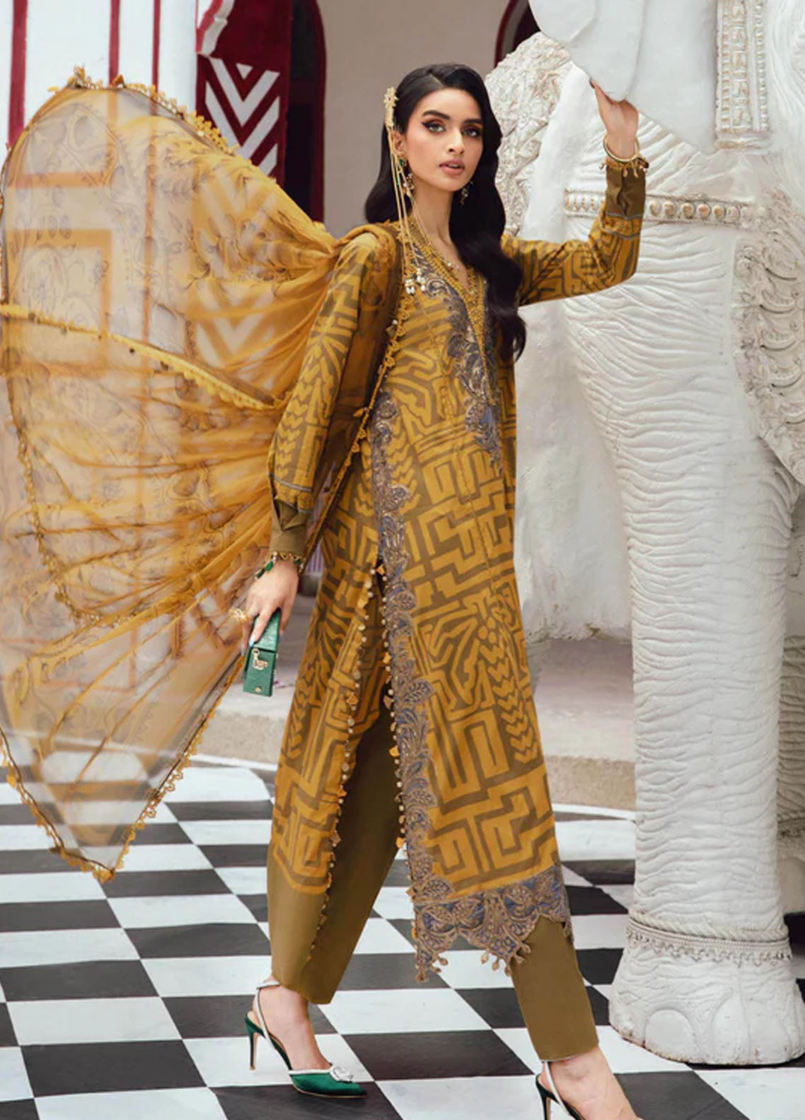 M.Prints By Maria B Embroidered Cambric Suits Unstitched 3 Piece MB25FE MPT-2703-A M.Prints By Maria B Embroidered Cambric Suits Unstitched 3 Piece MB25FE MPT-2703-A