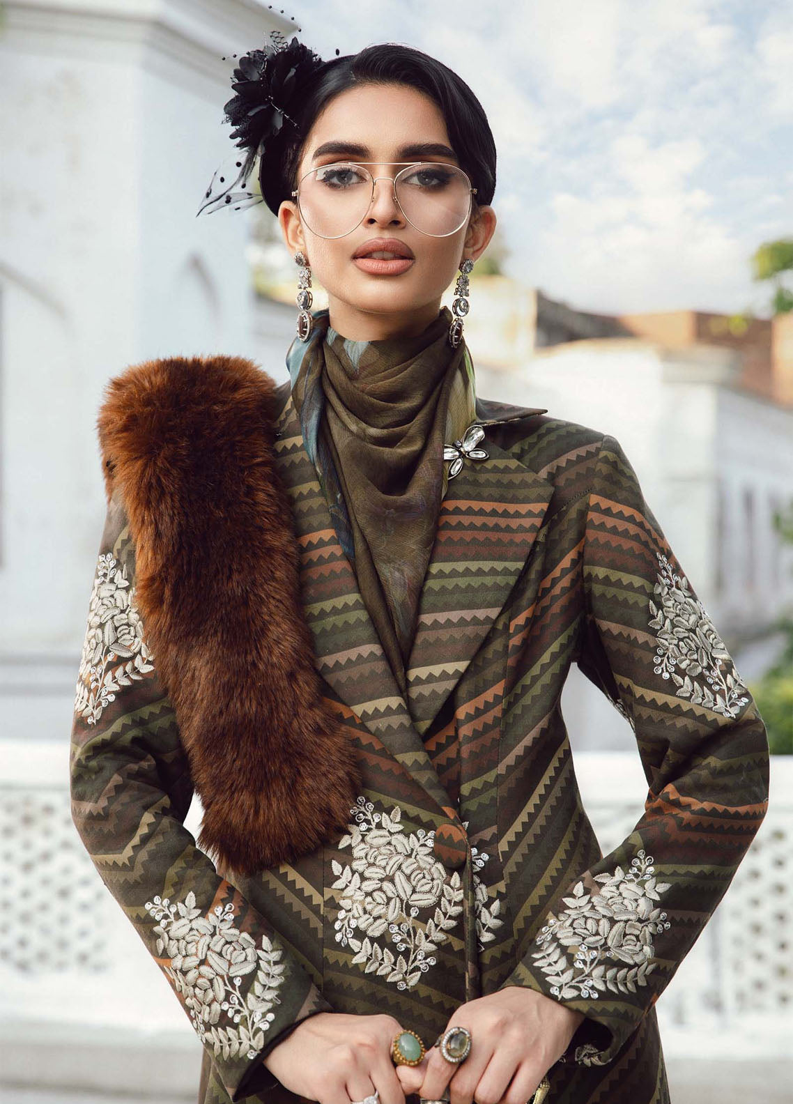 M.Prints By Maria B Embroidered Cambric Suits Unstitched 3 Piece MB25FE MPT-2705-B M.Prints By Maria B Embroidered Cambric Suits Unstitched 3 Piece MB25FE MPT-2705-B