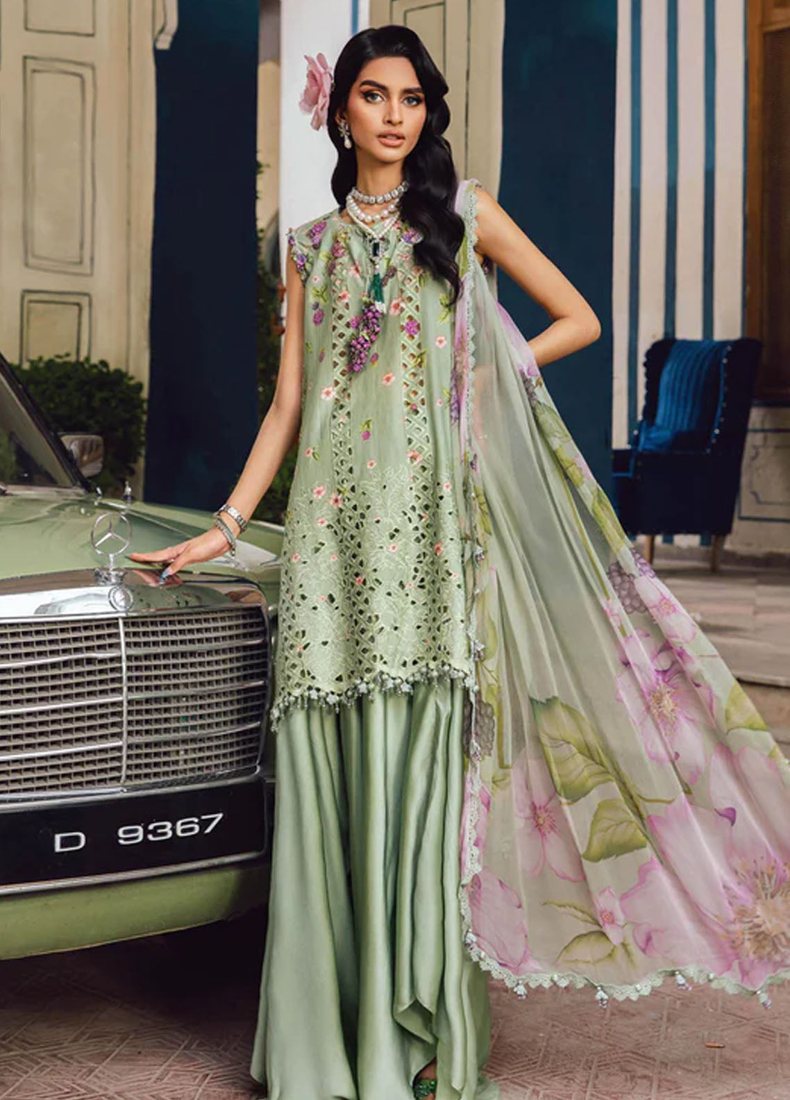 M.Prints By Maria B Embroidered Cambric Suits Unstitched 3 Piece MB25FE MPT-2706-A M.Prints By Maria B Embroidered Cambric Suits Unstitched 3 Piece MB25FE MPT-2706-A