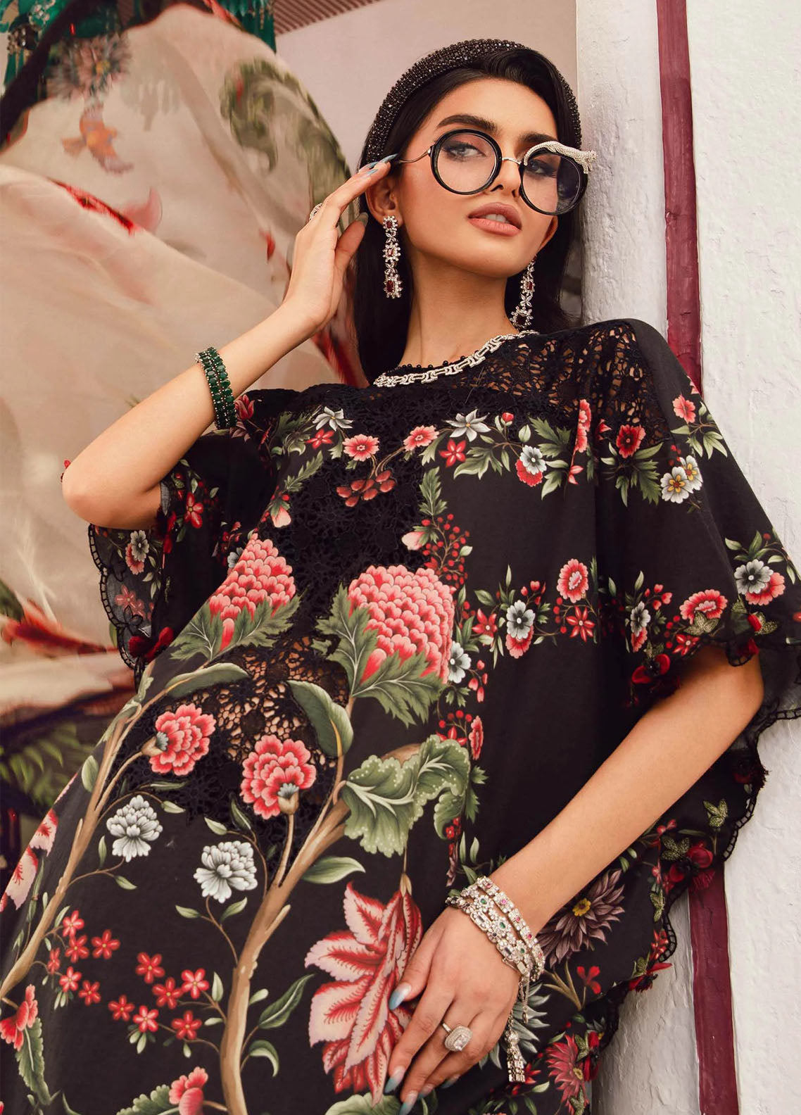 M.Prints By Maria B Embroidered Cambric Suits Unstitched 3 Piece MB25FE MPT-2709-B M.Prints By Maria B Embroidered Cambric Suits Unstitched 3 Piece MB25FE MPT-2709-B