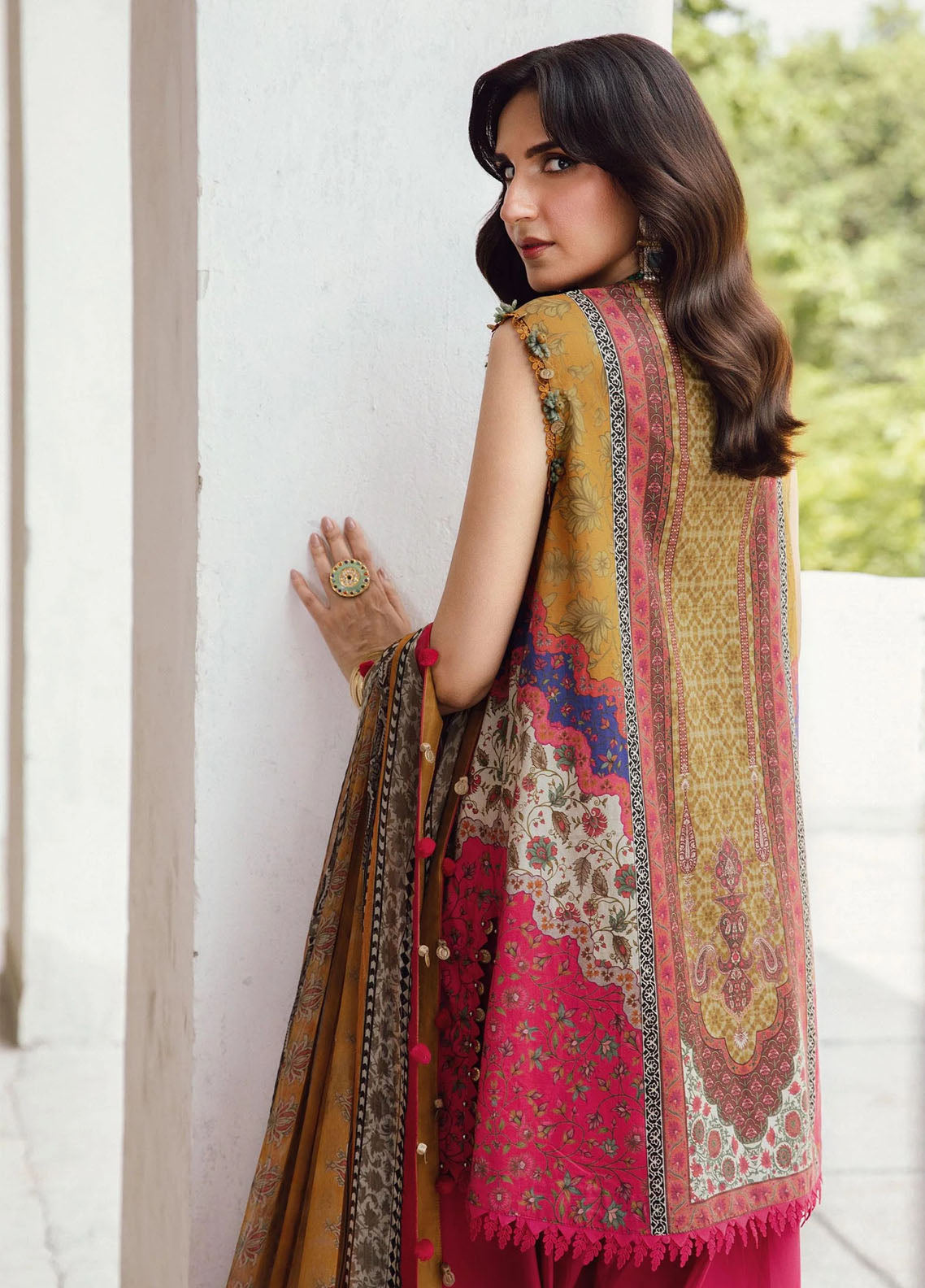 M.Prints By Maria B Embroidered Cambric Suits Unstitched 3 Piece MB25FE MPT-2710-A M.Prints By Maria B Embroidered Cambric Suits Unstitched 3 Piece MB25FE MPT-2710-A