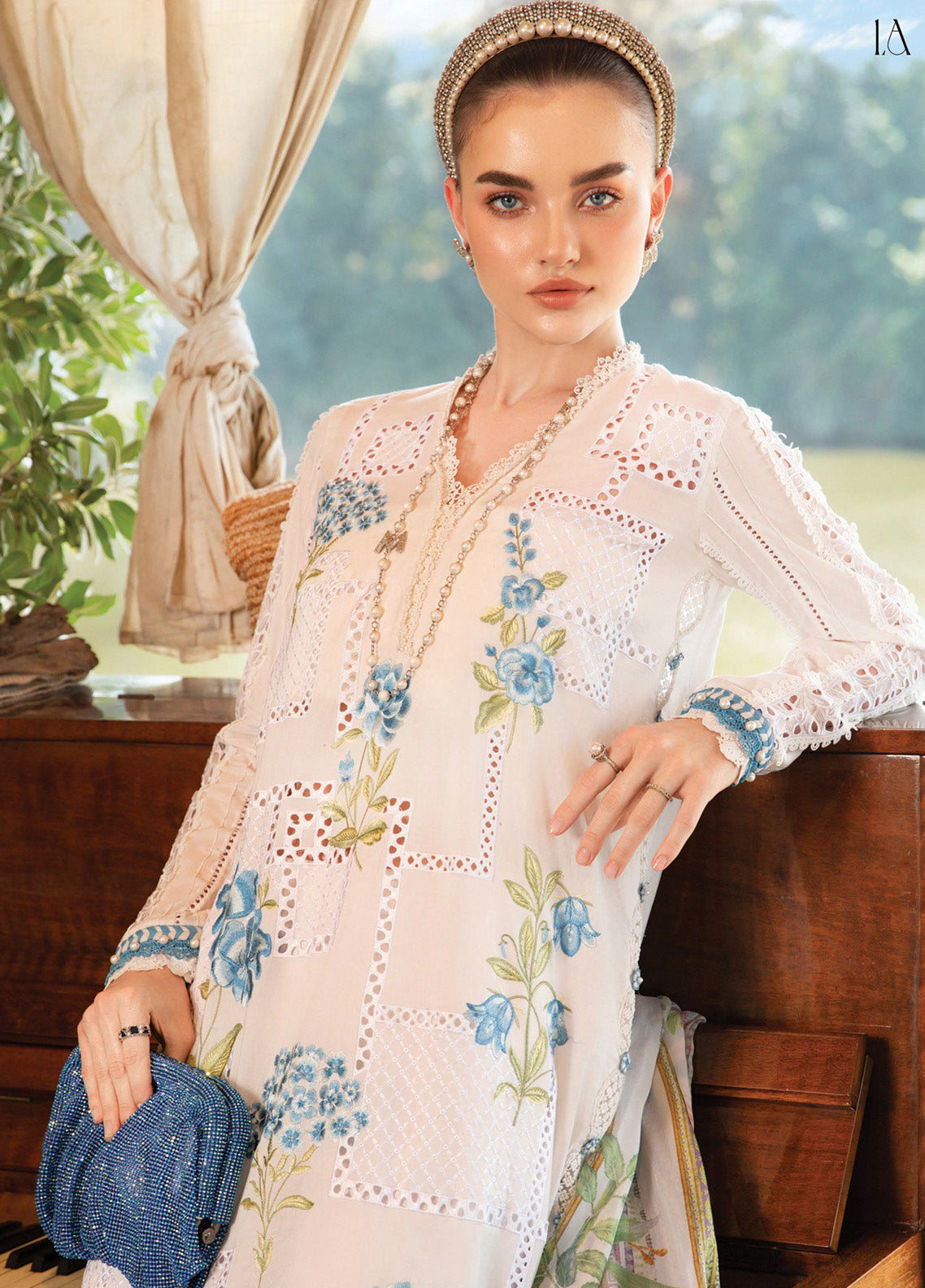 M.Prints By Maria B Embroidered Lawn 3 Piece Unstitched Suit MB25S MPT-2501-A M.Prints By Maria B Embroidered Lawn 3 Piece Unstitched Suit MB25S MPT-2501-A