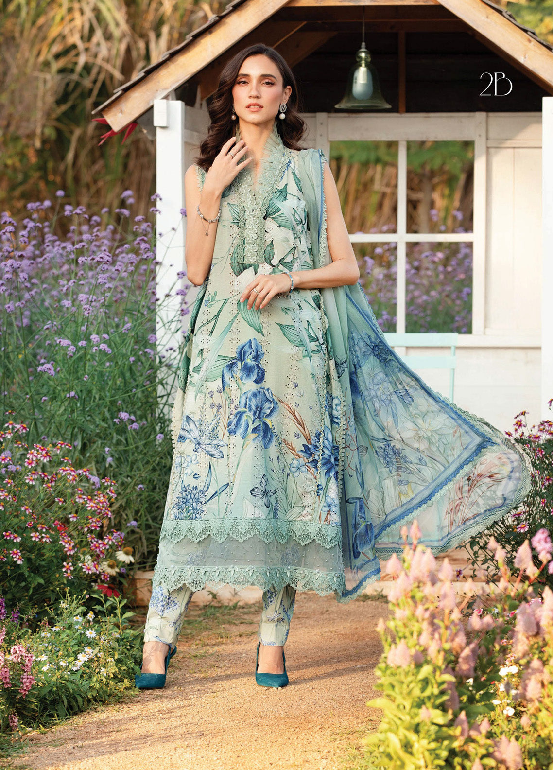 M.Prints By Maria B Embroidered Lawn 3 Piece Unstitched Suit MB25S MPT-2502-B M.Prints By Maria B Embroidered Lawn 3 Piece Unstitched Suit MB25S MPT-2502-B