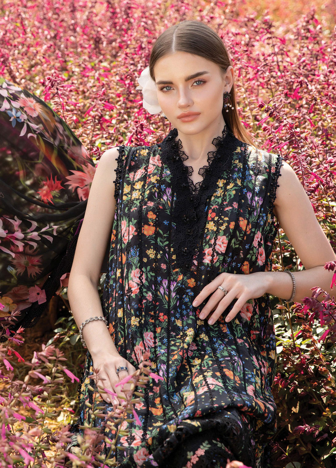 M.Prints By Maria B Embroidered Lawn 3 Piece Unstitched Suit MB25S MPT-2507-B M.Prints By Maria B Embroidered Lawn 3 Piece Unstitched Suit MB25S MPT-2507-B