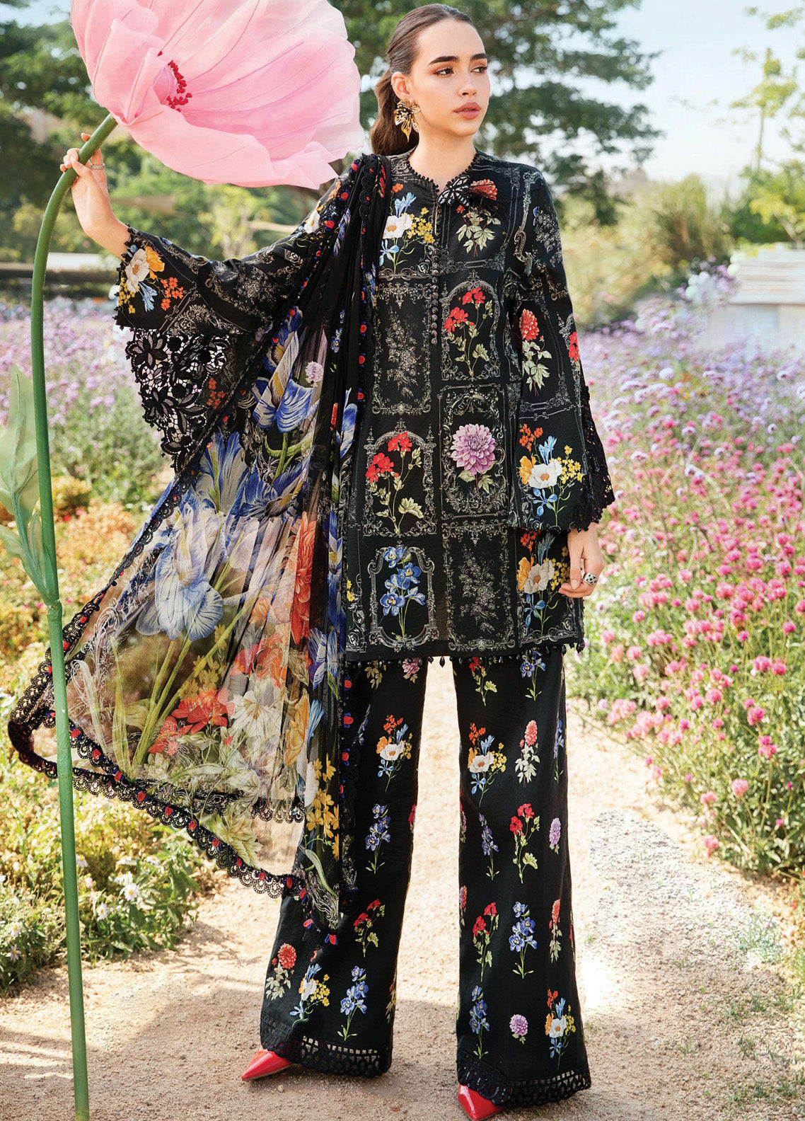 M.Prints By Maria B Embroidered Lawn 3 Piece Unstitched Suit MB25S MPT-2511-B M.Prints By Maria B Embroidered Lawn 3 Piece Unstitched Suit MB25S MPT-2511-B
