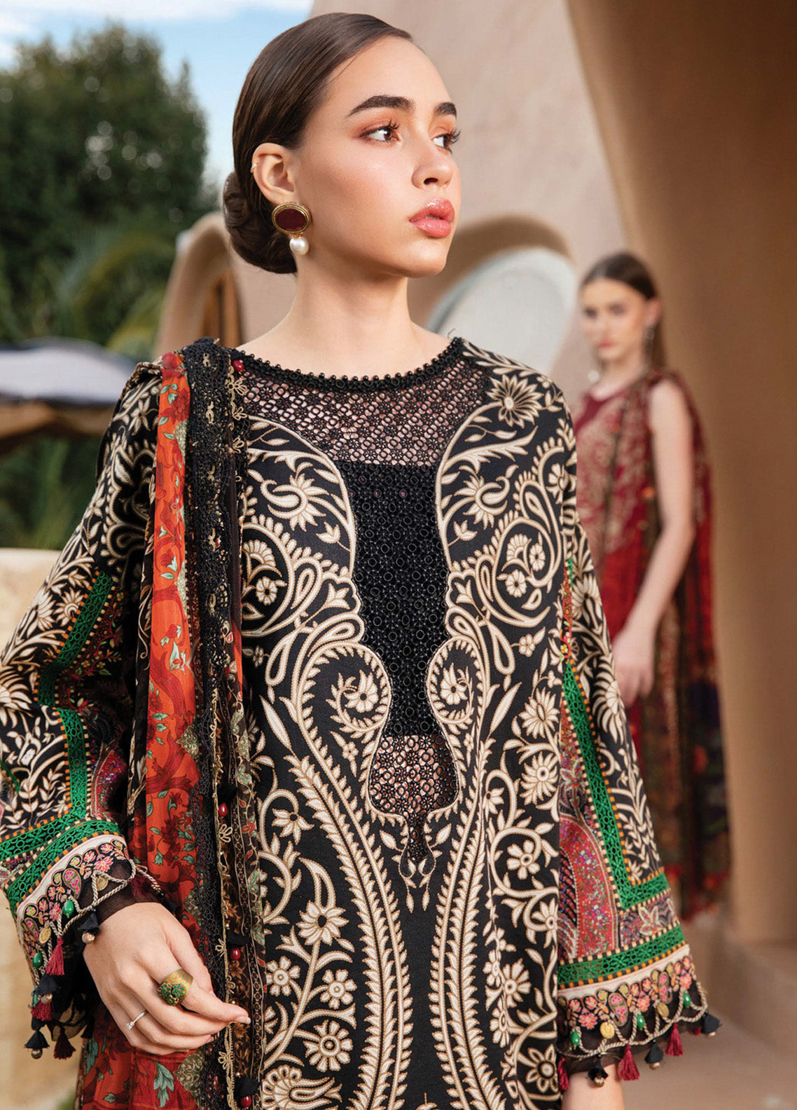 M.Prints By Maria B Embroidered Lawn 3 Piece Unstitched Suit MB25S MPT-2512-B M.Prints By Maria B Embroidered Lawn 3 Piece Unstitched Suit MB25S MPT-2512-B