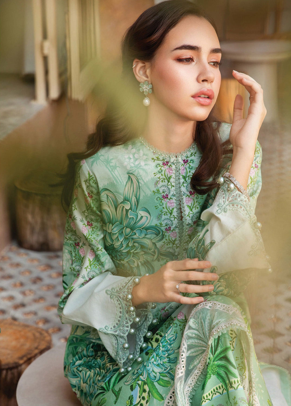 M.Prints By Maria B Embroidered Lawn 3 Piece Unstitched Suit MB25S MPT-2514-A M.Prints By Maria B Embroidered Lawn 3 Piece Unstitched Suit MB25S MPT-2514-A