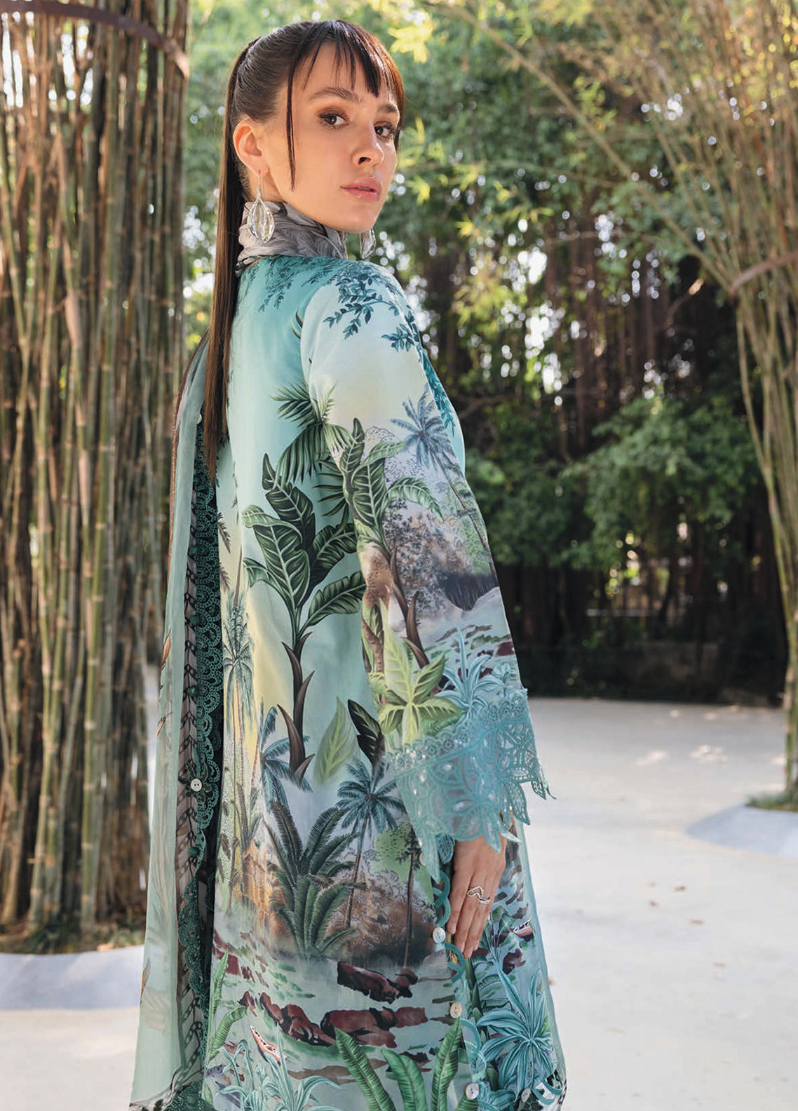 M.Prints By Maria B Embroidered Lawn 3 Piece Unstitched Suit MB26MPSS D-MPT-2907A M.Prints By Maria B Embroidered Lawn 3 Piece Unstitched Suit MB26MPSS D-MPT-2907A