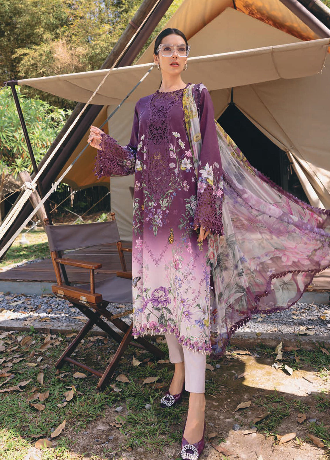 M.Prints By Maria B Embroidered Lawn 3 Piece Unstitched Suit MB26MPSS D-MPT-2909B M.Prints By Maria B Embroidered Lawn 3 Piece Unstitched Suit MB26MPSS D-MPT-2909B