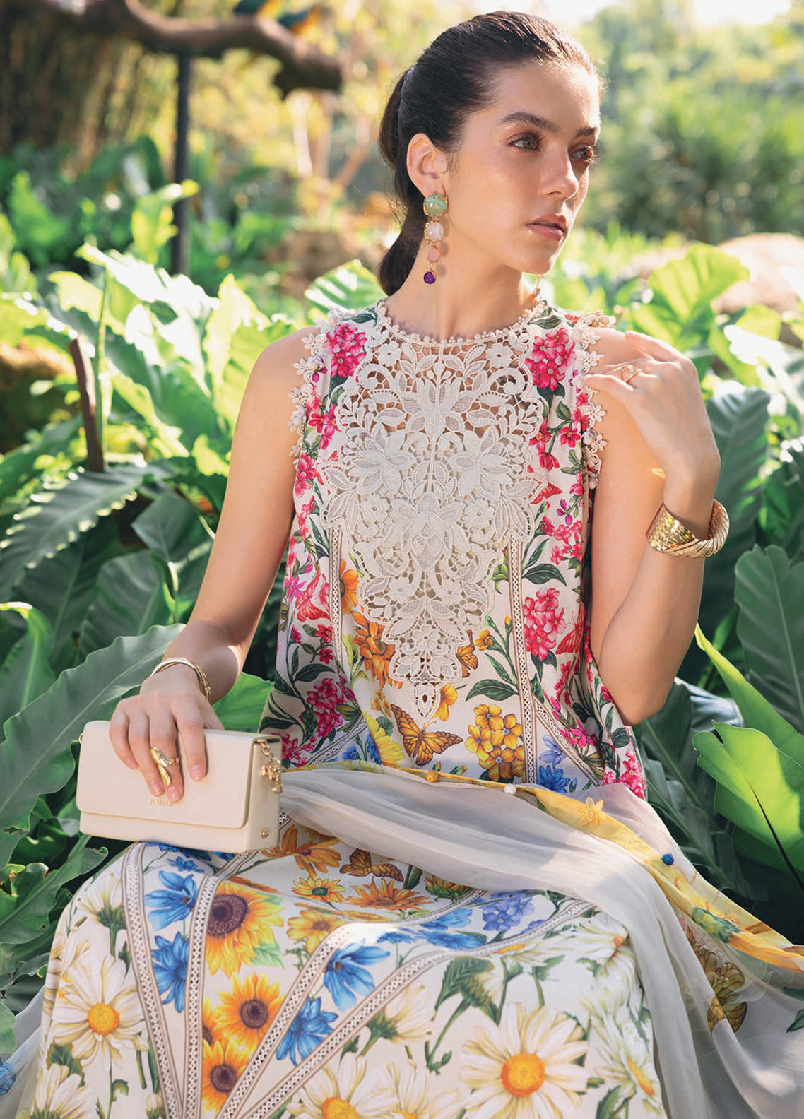 M.Prints By Maria B Embroidered Lawn 3 Piece Unstitched Suit MB26MPSS D-MPT-2910A M.Prints By Maria B Embroidered Lawn 3 Piece Unstitched Suit MB26MPSS D-MPT-2910A