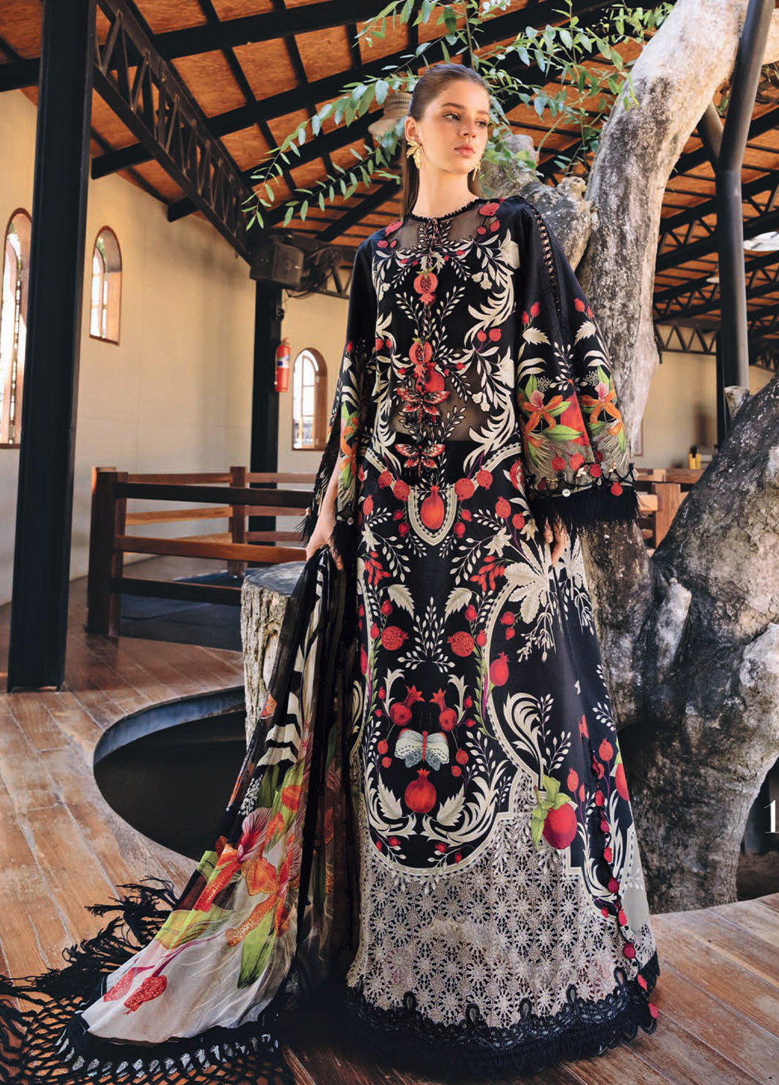 M.Prints By Maria B Embroidered Lawn 3 Piece Unstitched Suit MB26MPSS D-MPT-2912B M.Prints By Maria B Embroidered Lawn 3 Piece Unstitched Suit MB26MPSS D-MPT-2912B