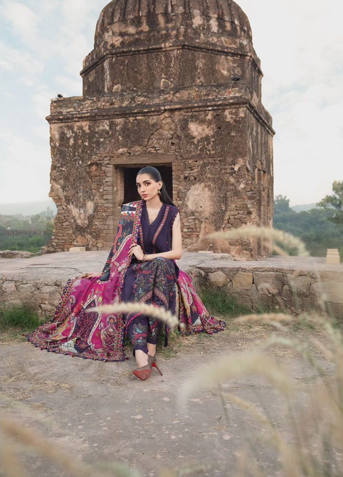 M.Prints By Maria B Embroidered Linen 3 Piece Unstitched Suit MB24WE MPT-2402-A M.Prints By Maria B Embroidered Linen 3 Piece Unstitched Suit MB24WE MPT-2402-A