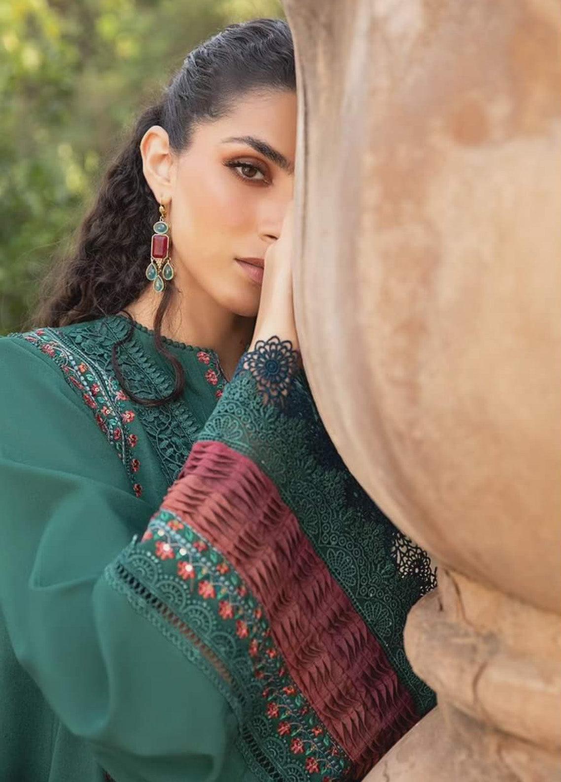 M.Prints By Maria B Embroidered Linen 3 Piece Unstitched Suit MB24WE MPT-2405-B M.Prints By Maria B Embroidered Linen 3 Piece Unstitched Suit MB24WE MPT-2405-B