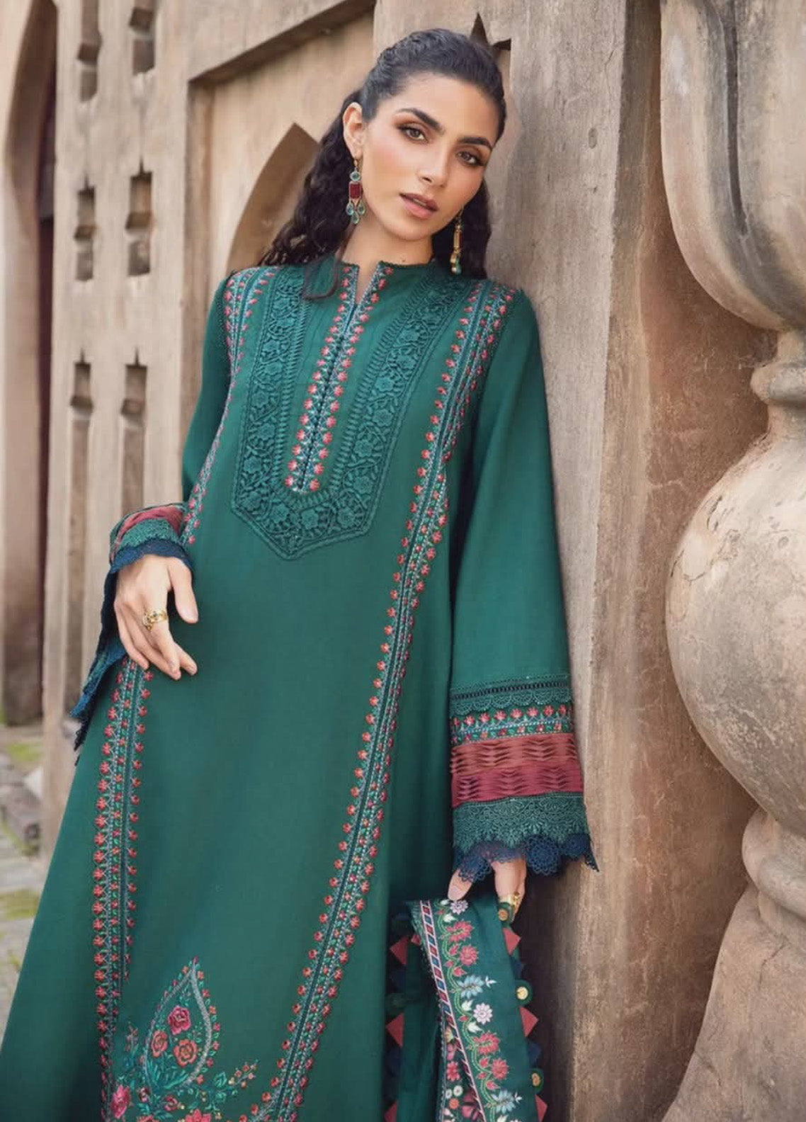 M.Prints By Maria B Embroidered Linen 3 Piece Unstitched Suit MB24WE MPT-2405-B M.Prints By Maria B Embroidered Linen 3 Piece Unstitched Suit MB24WE MPT-2405-B