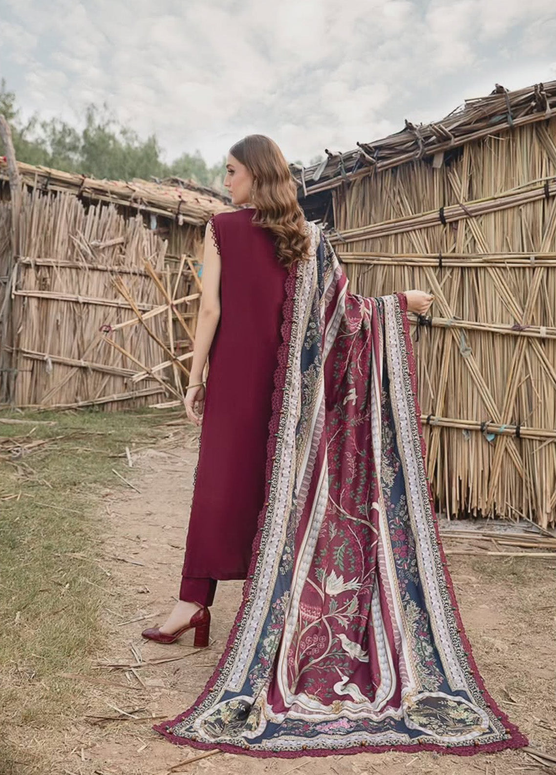 M.Prints By Maria B Embroidered Linen 3 Piece Unstitched Suit MB24WE MPT-2406-B M.Prints By Maria B Embroidered Linen 3 Piece Unstitched Suit MB24WE MPT-2406-B
