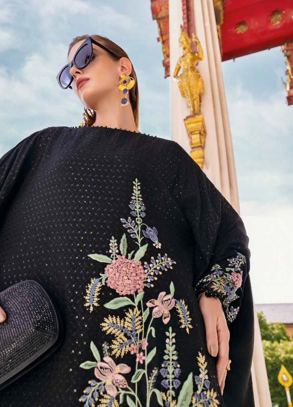 M.Prints By Maria B Embroidered Linen 3 Piece Unstitched Suit MB25MPV28 MPT-2802B M.Prints By Maria B Embroidered Linen 3 Piece Unstitched Suit MB25MPV28 MPT-2802B