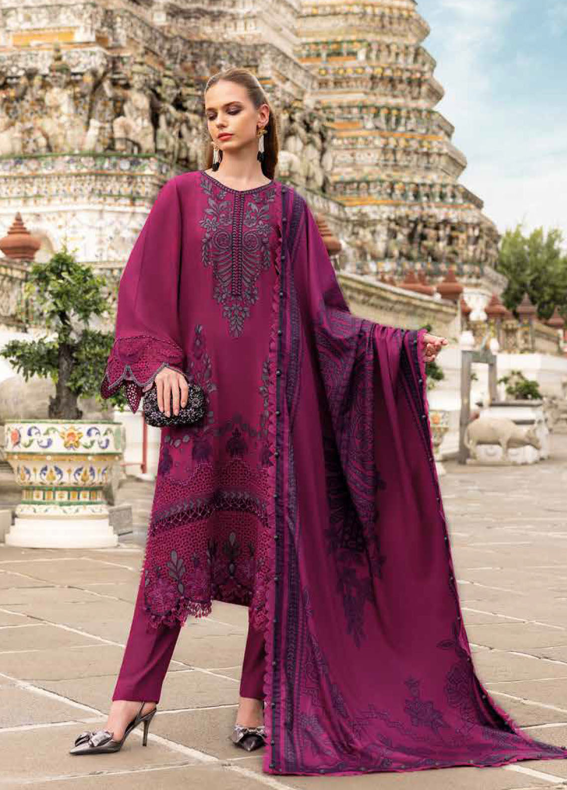 M.Prints By Maria B Embroidered Linen 3 Piece Unstitched Suit MB25MPV28 MPT-2804B M.Prints By Maria B Embroidered Linen 3 Piece Unstitched Suit MB25MPV28 MPT-2804B