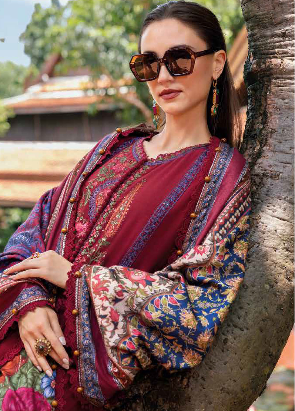 M.Prints By Maria B Embroidered Linen 3 Piece Unstitched Suit MB25MPV28 MPT-2807A M.Prints By Maria B Embroidered Linen 3 Piece Unstitched Suit MB25MPV28 MPT-2807A