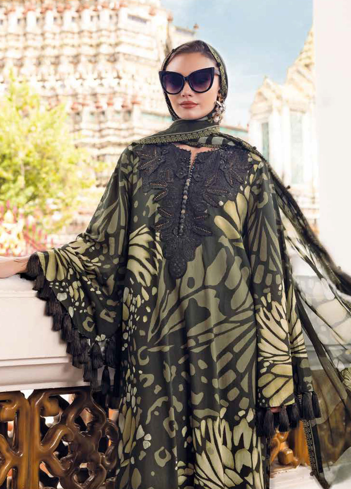 M.Prints By Maria B Embroidered Linen 3 Piece Unstitched Suit MB25MPV28 MPT-2809A M.Prints By Maria B Embroidered Linen 3 Piece Unstitched Suit MB25MPV28 MPT-2809A