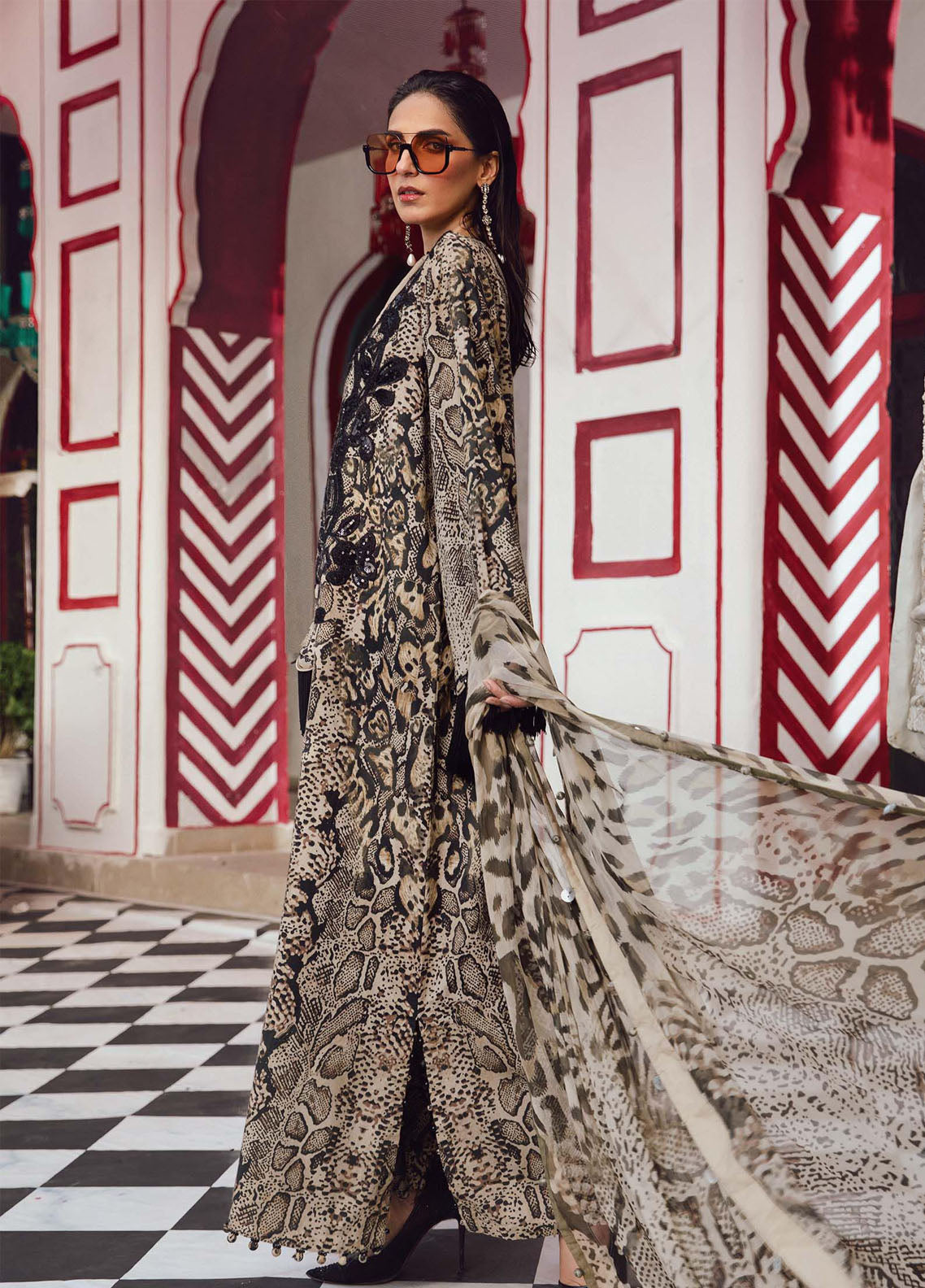 M.Prints By Maria B Embroidered Linen Suits Unstitched 3 Piece MB25FE MPT-2702-B M.Prints By Maria B Embroidered Linen Suits Unstitched 3 Piece MB25FE MPT-2702-B