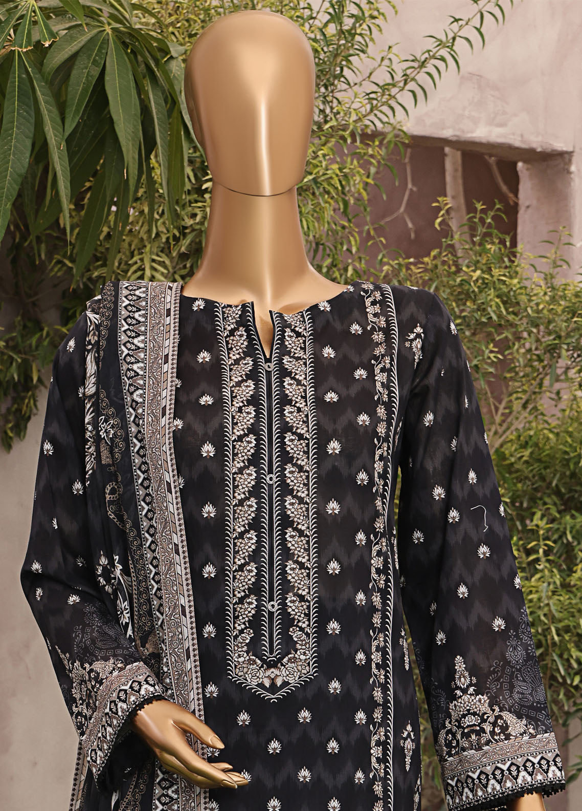 Magic In Prints By HZ Textiles Printed Lawn 3 Piece Unstitched Suit HZ25MIPV2 MPC-574 Magic In Prints By HZ Textiles Printed Lawn 3 Piece Unstitched Suit HZ25MIPV2 MPC-574