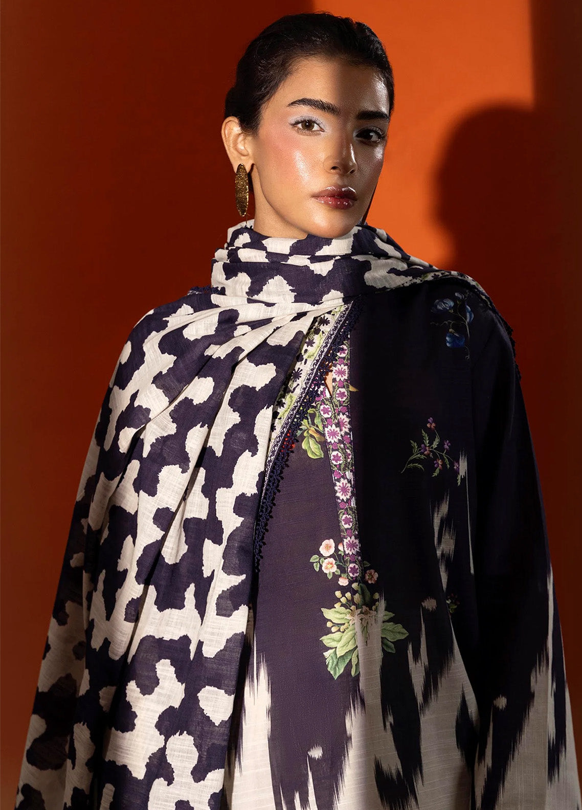 Mahay By Sana Safinaz Embroidered Slub 2 Piece Unstitched Suit H243-021B-2BQ Mahay By Sana Safinaz Embroidered Slub 2 Piece Unstitched Suit H243-021B-2BQ