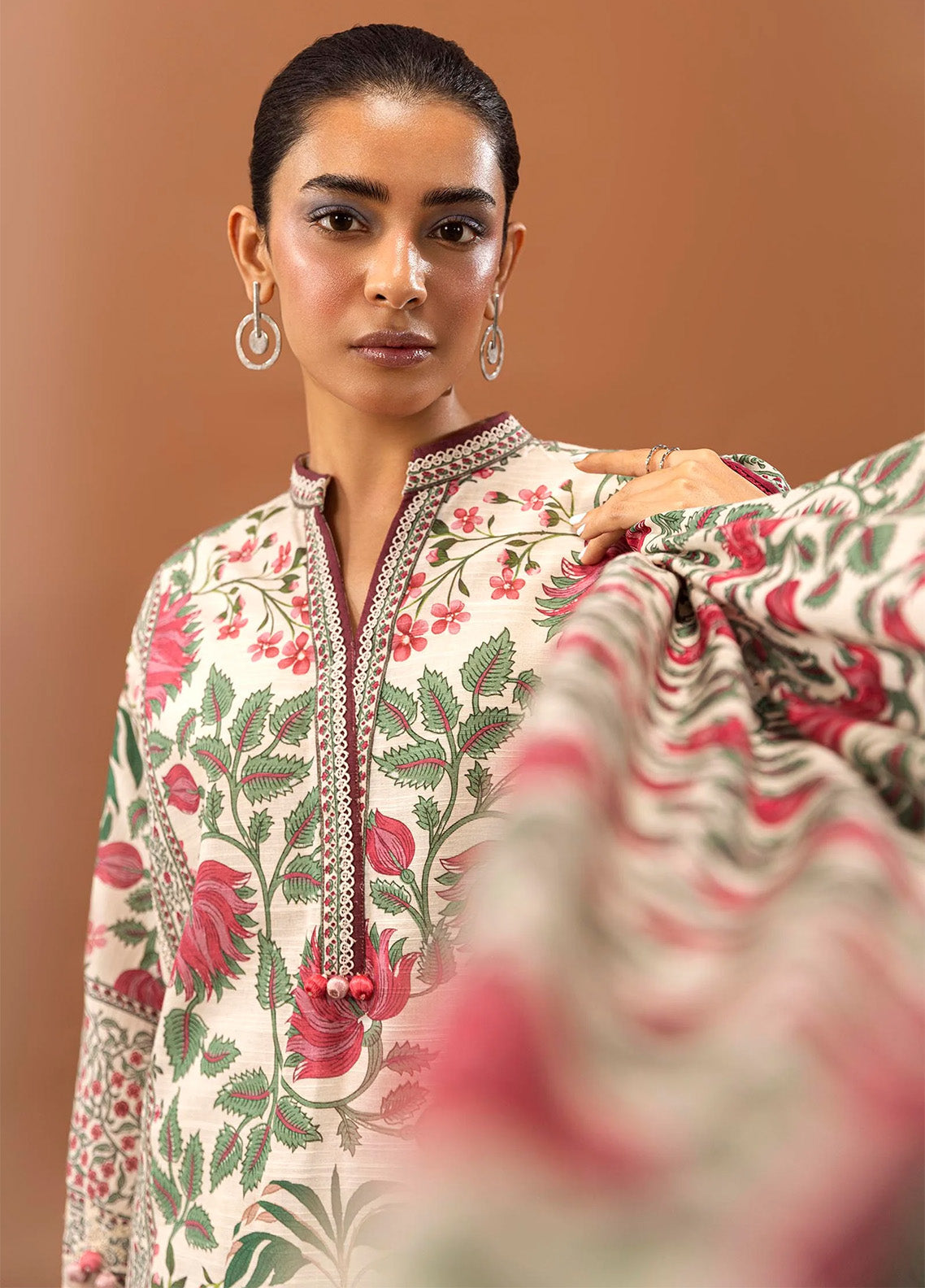 Mahay By Sana Safinaz Embroidered Slub 3 Piece Unstitched Suit H243-002A-3CQ Mahay By Sana Safinaz Embroidered Slub 3 Piece Unstitched Suit H243-002A-3CQ