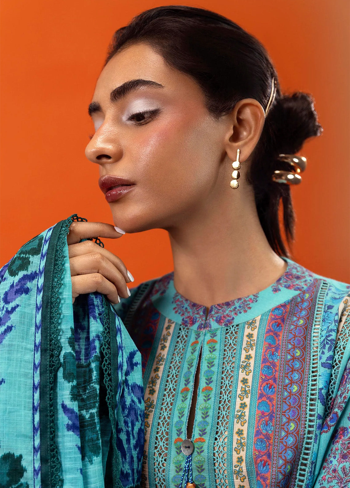 Mahay By Sana Safinaz Printed Slub 2 Piece Unstitched Suit H243-003B-2Q Mahay By Sana Safinaz Printed Slub 2 Piece Unstitched Suit H243-003B-2Q