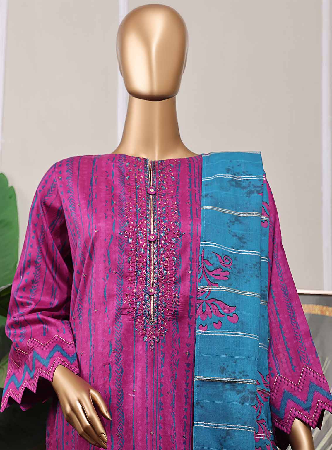 Mahee By HZ Textile Embroidered Cotton Lawn 3 Piece Unstitched Suit HZ25MEFJV2 MEJ-1257 Mahee By HZ Textile Embroidered Cotton Lawn 3 Piece Unstitched Suit HZ25MEFJV2 MEJ-1257