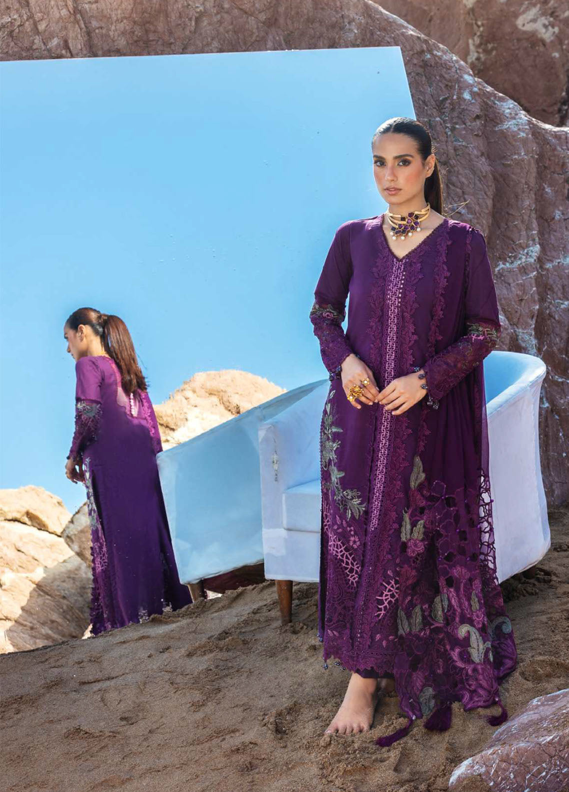 Mahiymaan By Alzohaib Luxury Embroidered Lawn 3 Piece Unstitched Suit AZ26MLL D-07 Mahiymaan By Alzohaib Luxury Embroidered Lawn 3 Piece Unstitched Suit AZ26MLL D-07