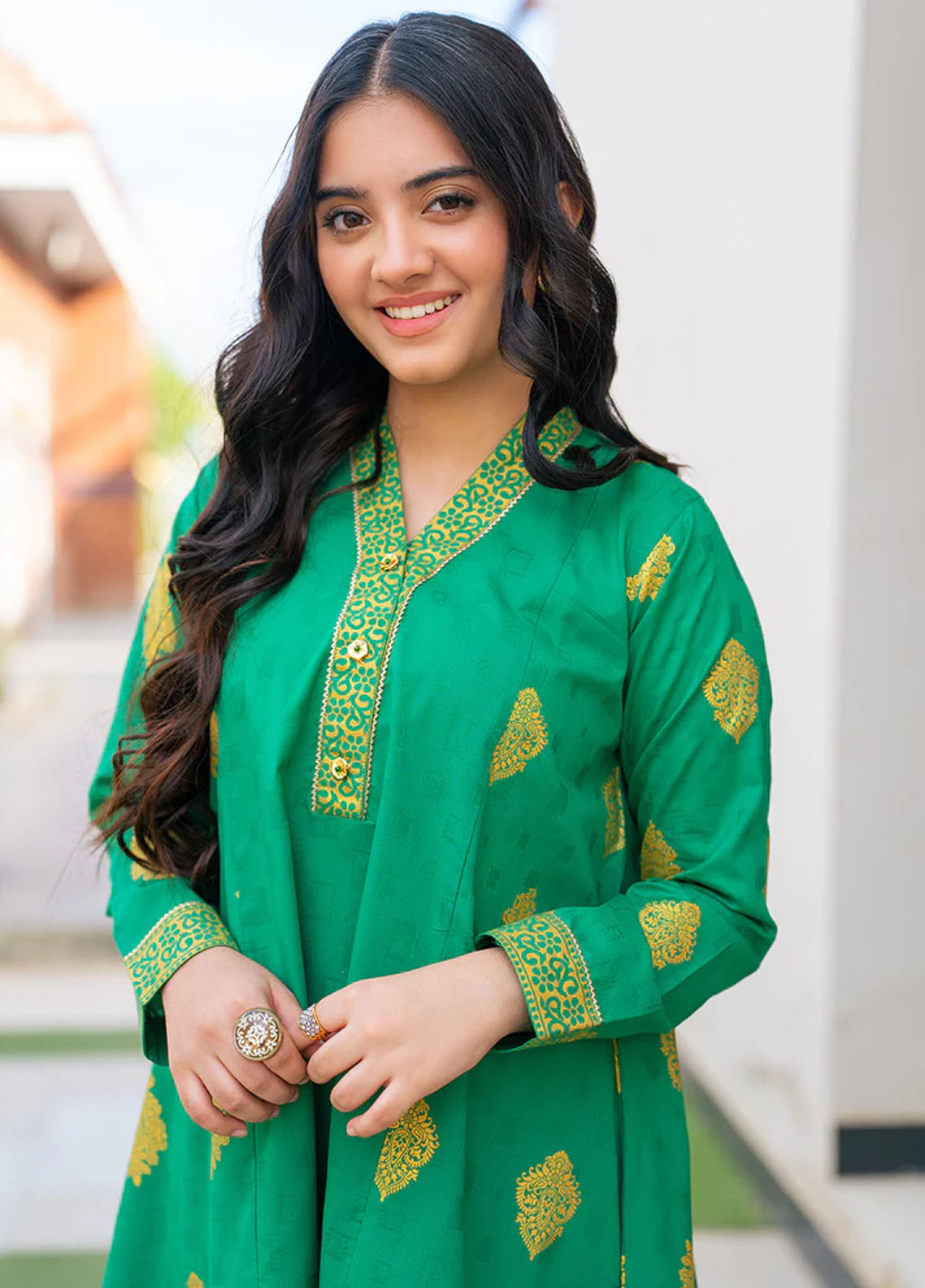 Mahroo Digital Embroidered Lawn 3 Piece Stitched Suit MMCS25K&G D-JK-PRT-004 Mahroo Digital Embroidered Lawn 3 Piece Stitched Suit MMCS25K&G D-JK-PRT-004