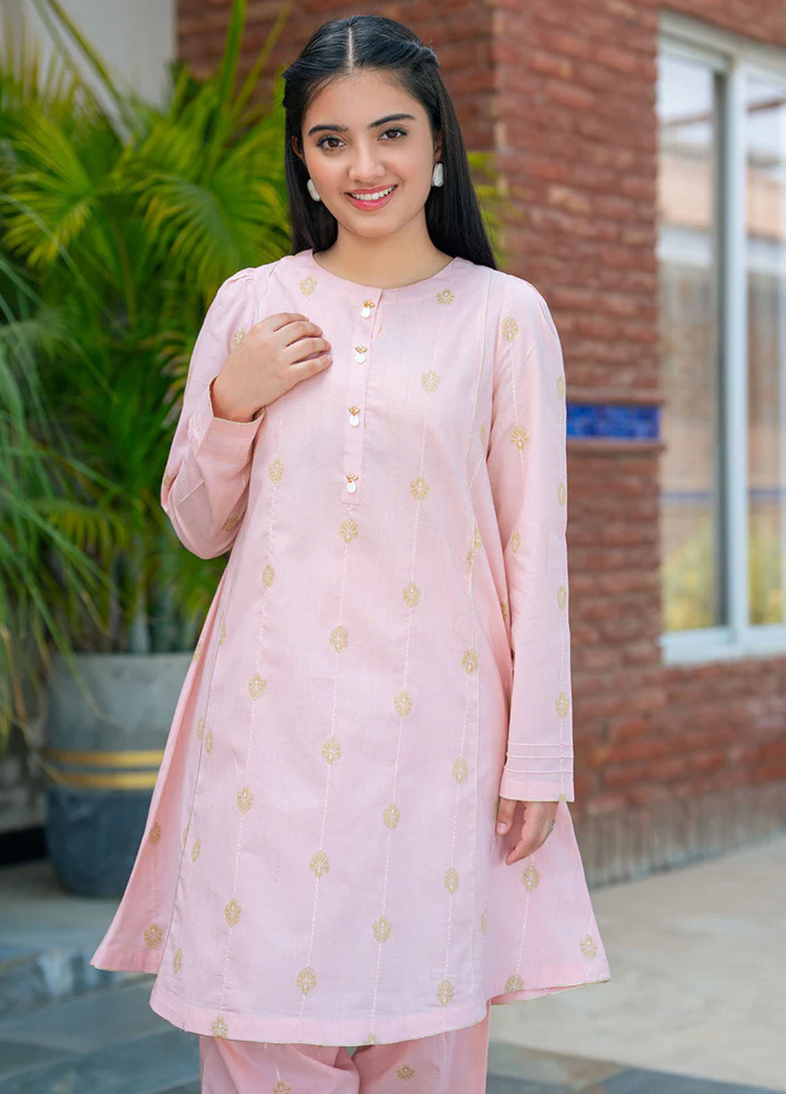 Mahroo Digital Printed Lawn 2 Piece Stitched Suit MMCS25K&G D-T-SFC-034 Mahroo Digital Printed Lawn 2 Piece Stitched Suit MMCS25K&G D-T-SFC-034