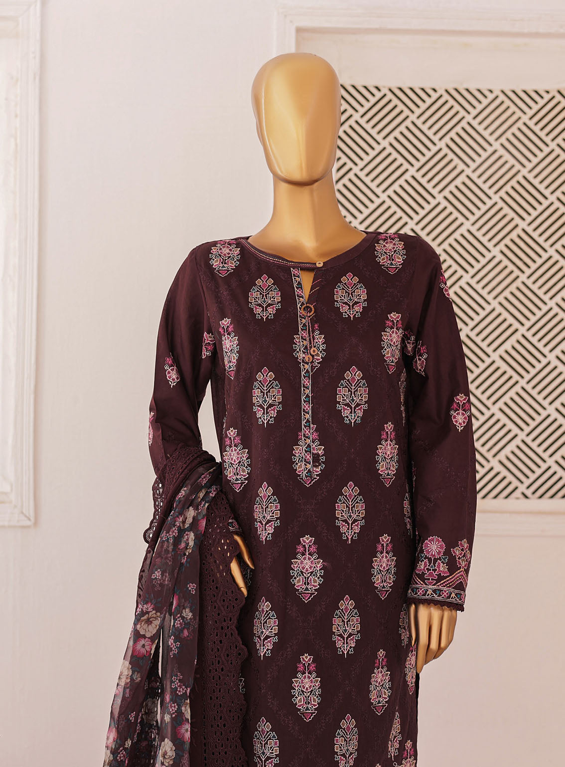 Majestic By HZ Luxury Embroidered Lawn 3 Piece Unstitched Suit HZ24M MEC-01 Majestic By HZ Luxury Embroidered Lawn 3 Piece Unstitched Suit HZ24M MEC-01