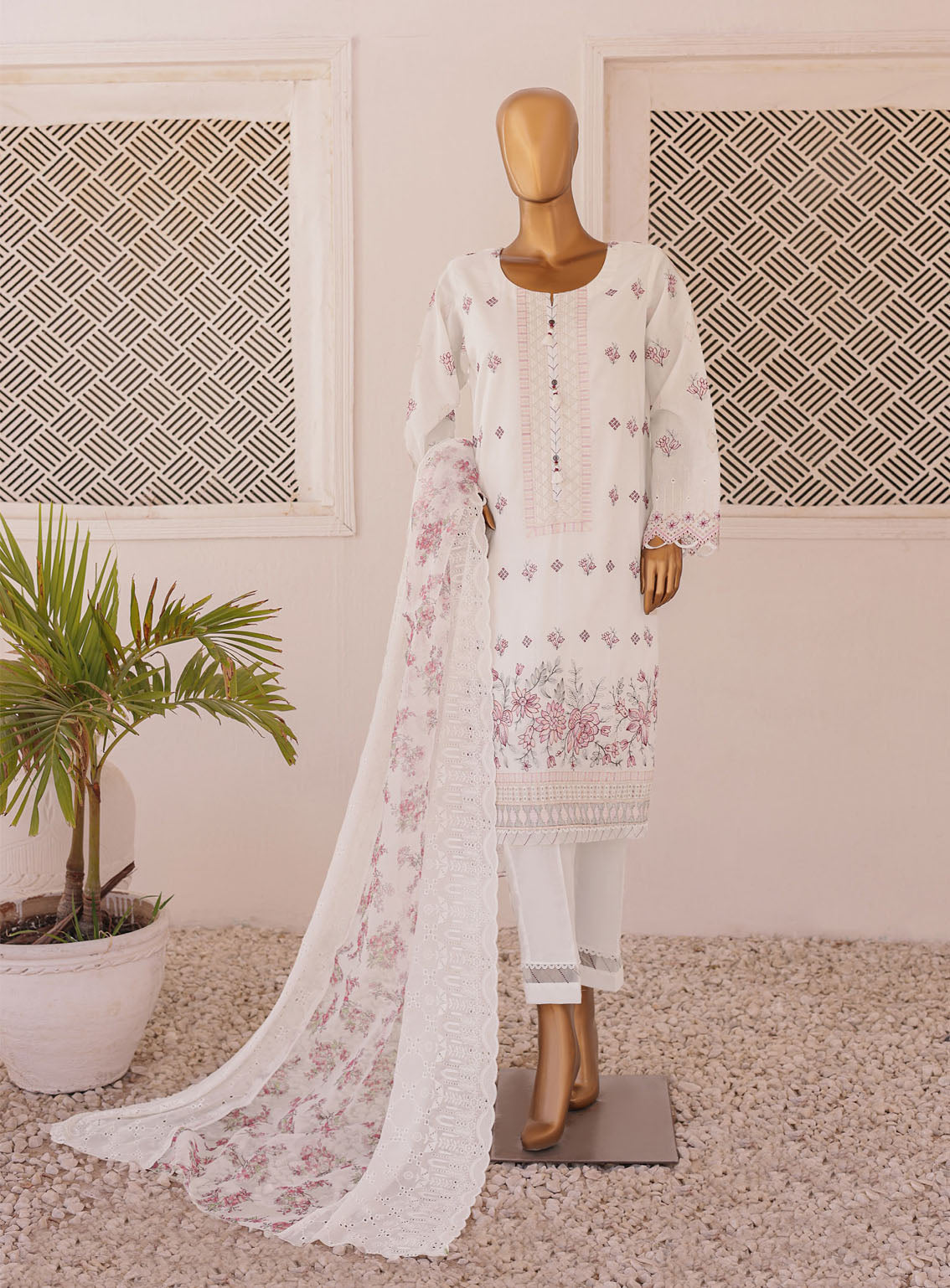 Majestic By HZ Luxury Embroidered Lawn 3 Piece Unstitched Suit HZ24M MEC-02 Majestic By HZ Luxury Embroidered Lawn 3 Piece Unstitched Suit HZ24M MEC-02