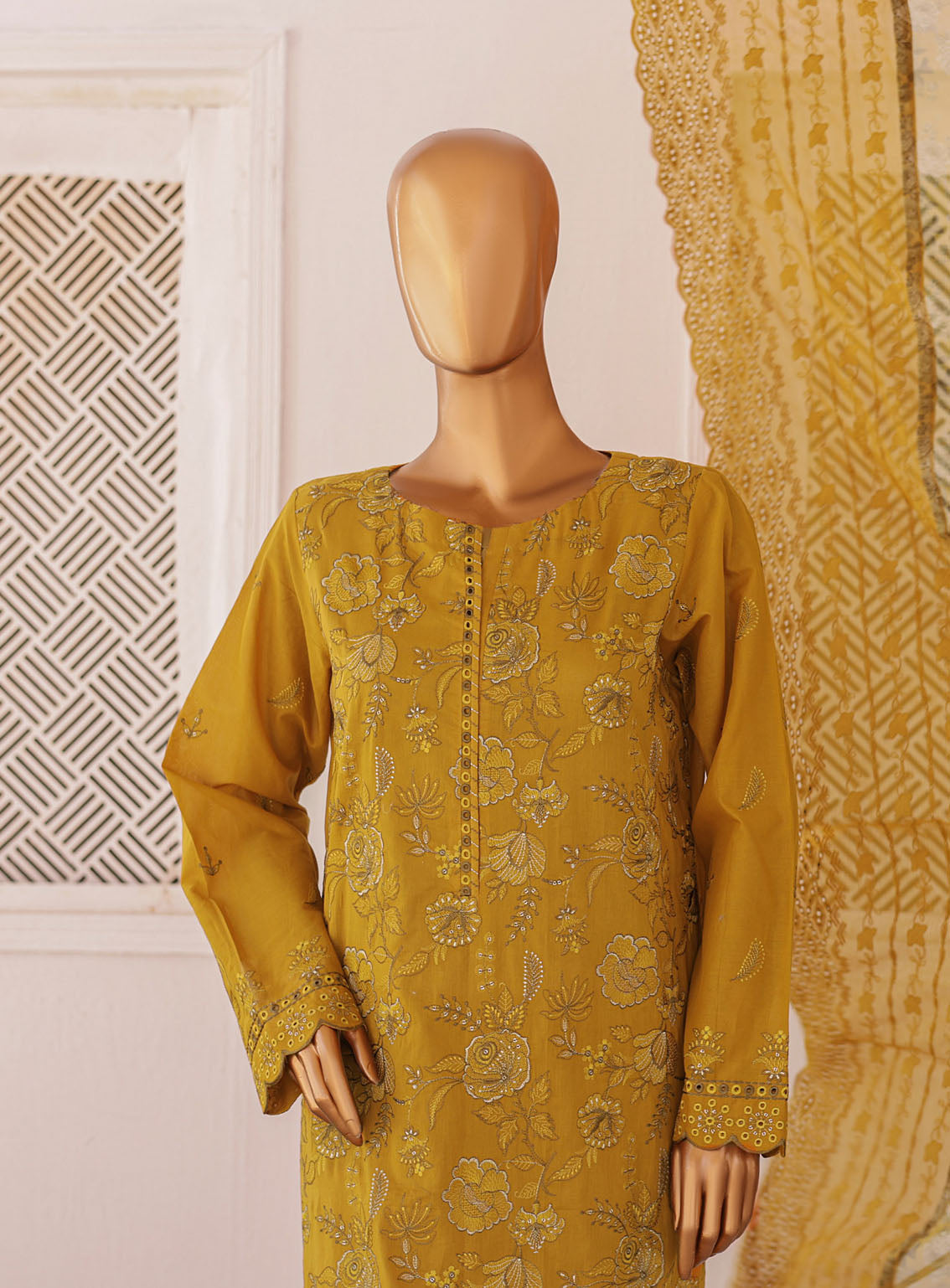 Majestic By HZ Luxury Embroidered Lawn 3 Piece Unstitched Suit HZ24M MEC-03 Majestic By HZ Luxury Embroidered Lawn 3 Piece Unstitched Suit HZ24M MEC-03